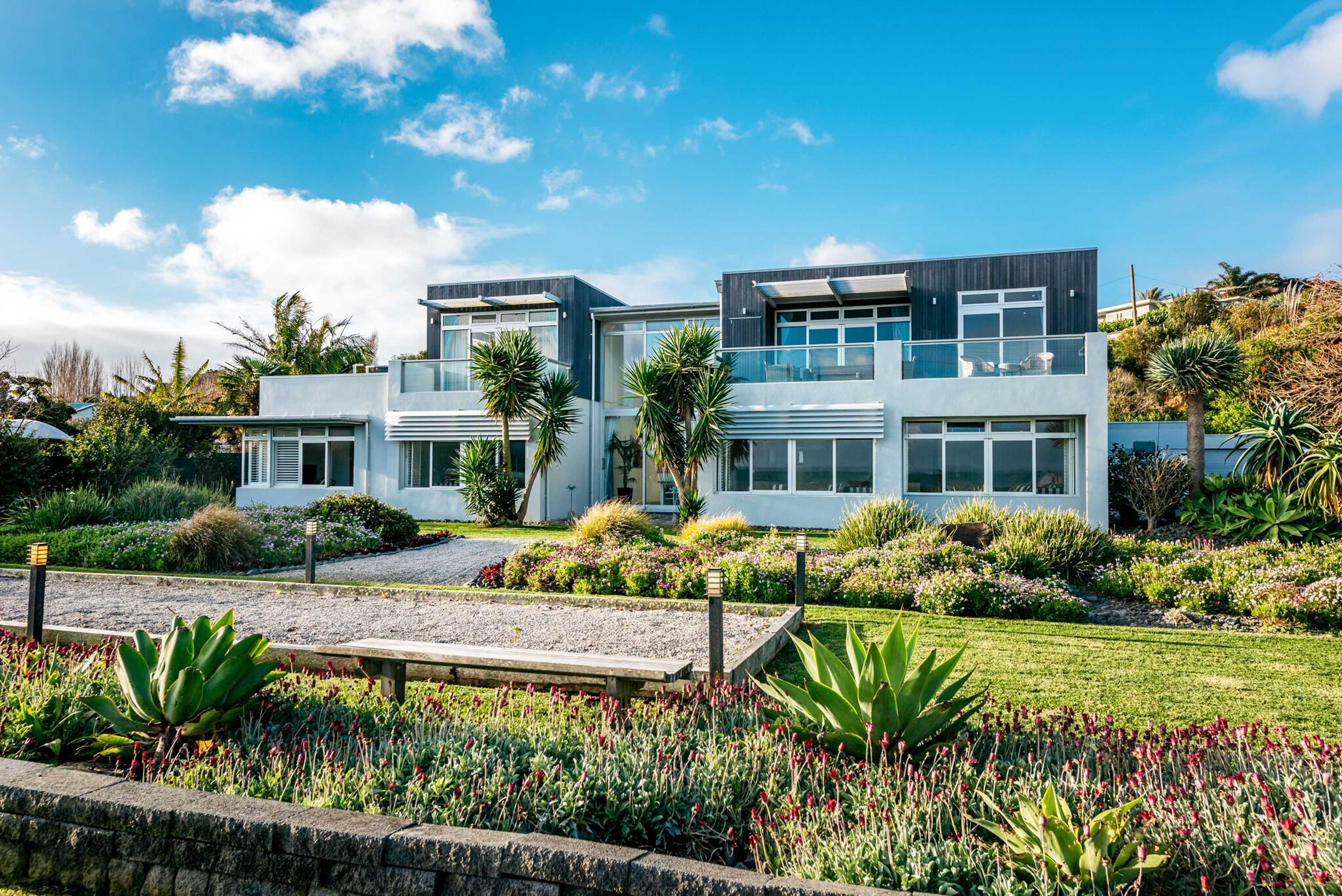 Gift card for Waiheke Waterfront Lodge Gift card for Waiheke Waterfront Lodge