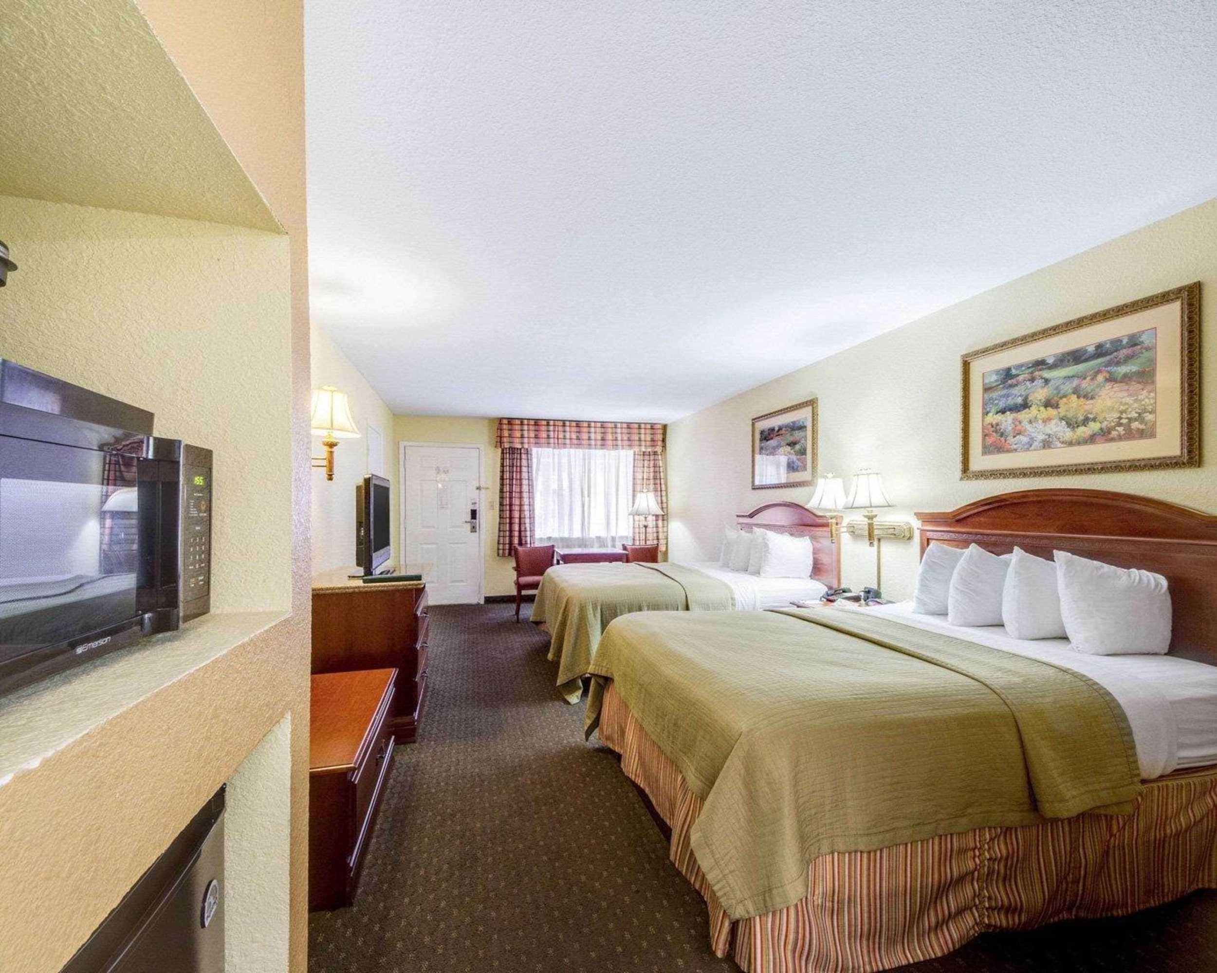 Gift card for Econo Lodge Inn & Suites Gift card for Econo Lodge Inn & Suites