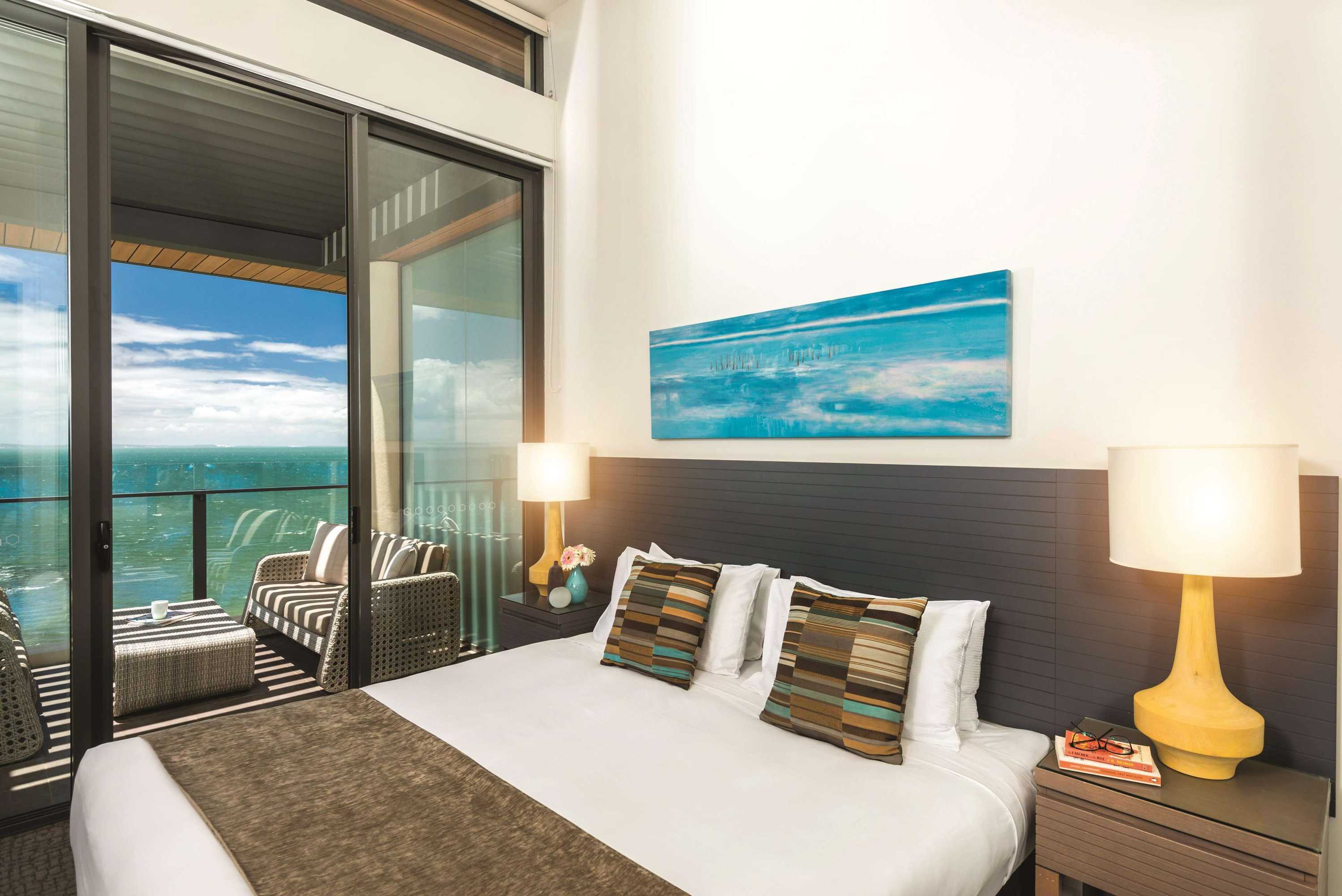 Gift card for Oaks Redcliffe Mon Komo Suites Gift card for Oaks Redcliffe Mon Komo Suites