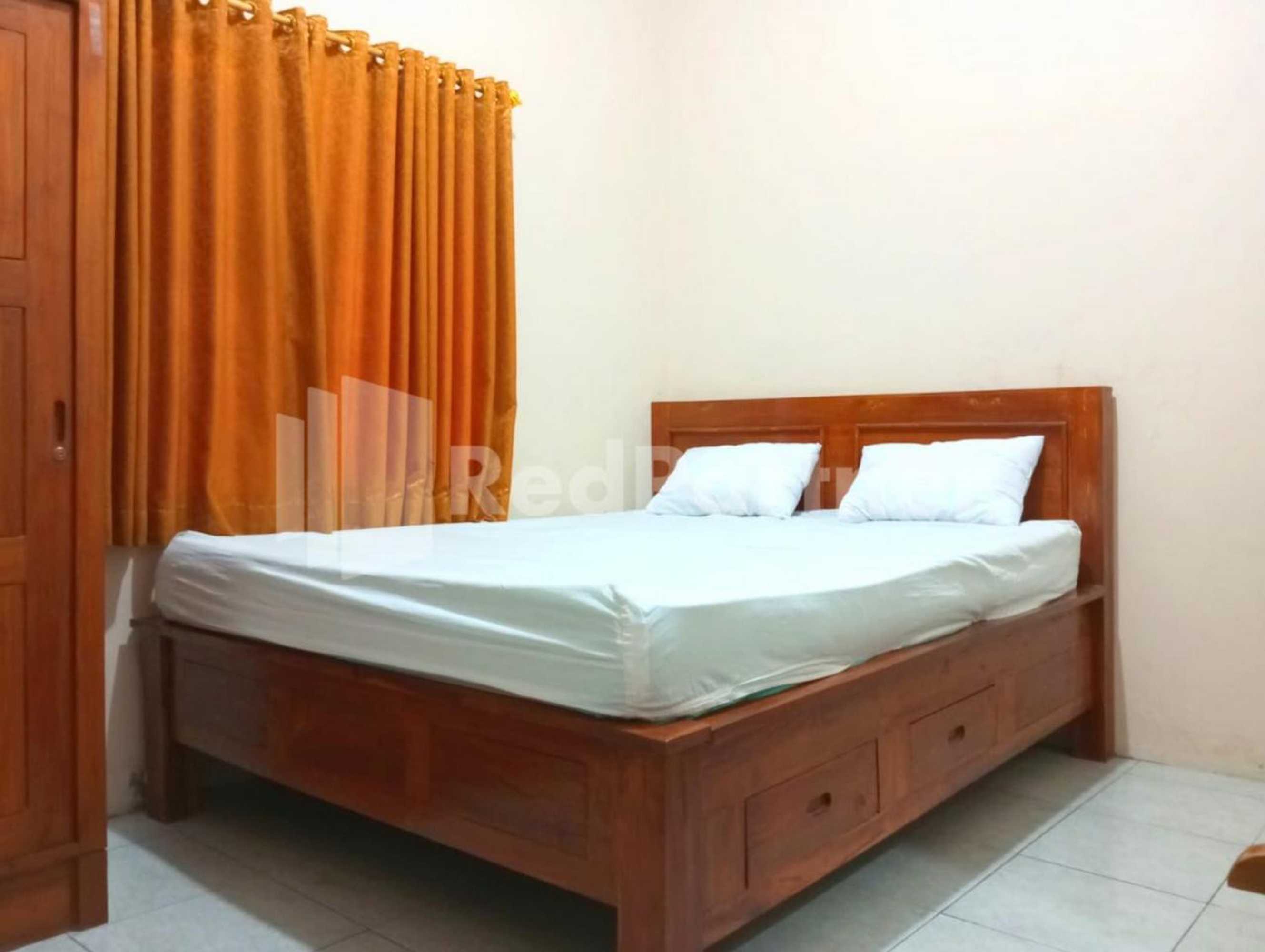 Gift card for Isa Homestay Kudus Mitra Reddoorz