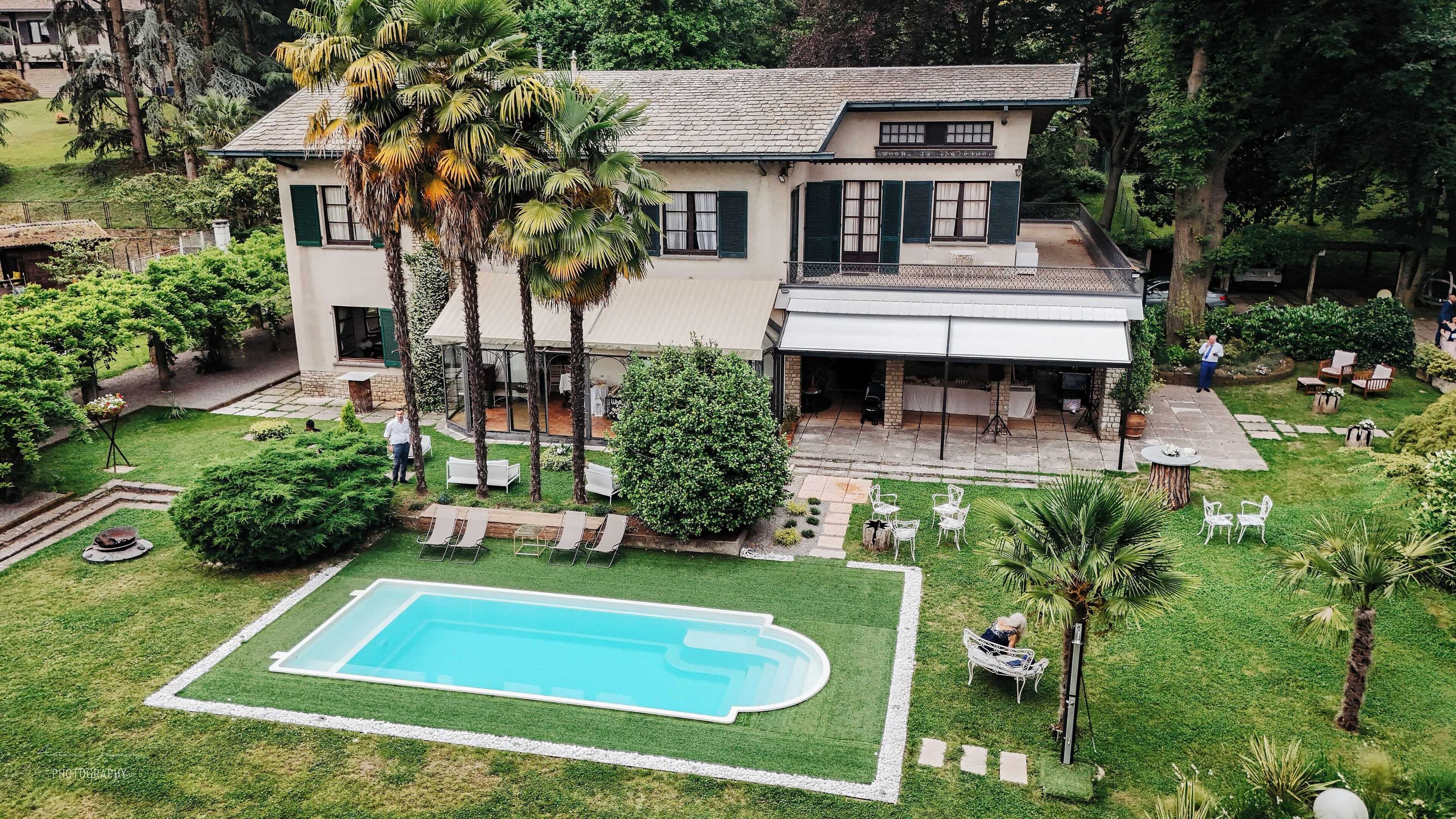 Gift card for Wonderful Villa Between Como And Milano Gift card for Wonderful Villa Between Como And Milano
