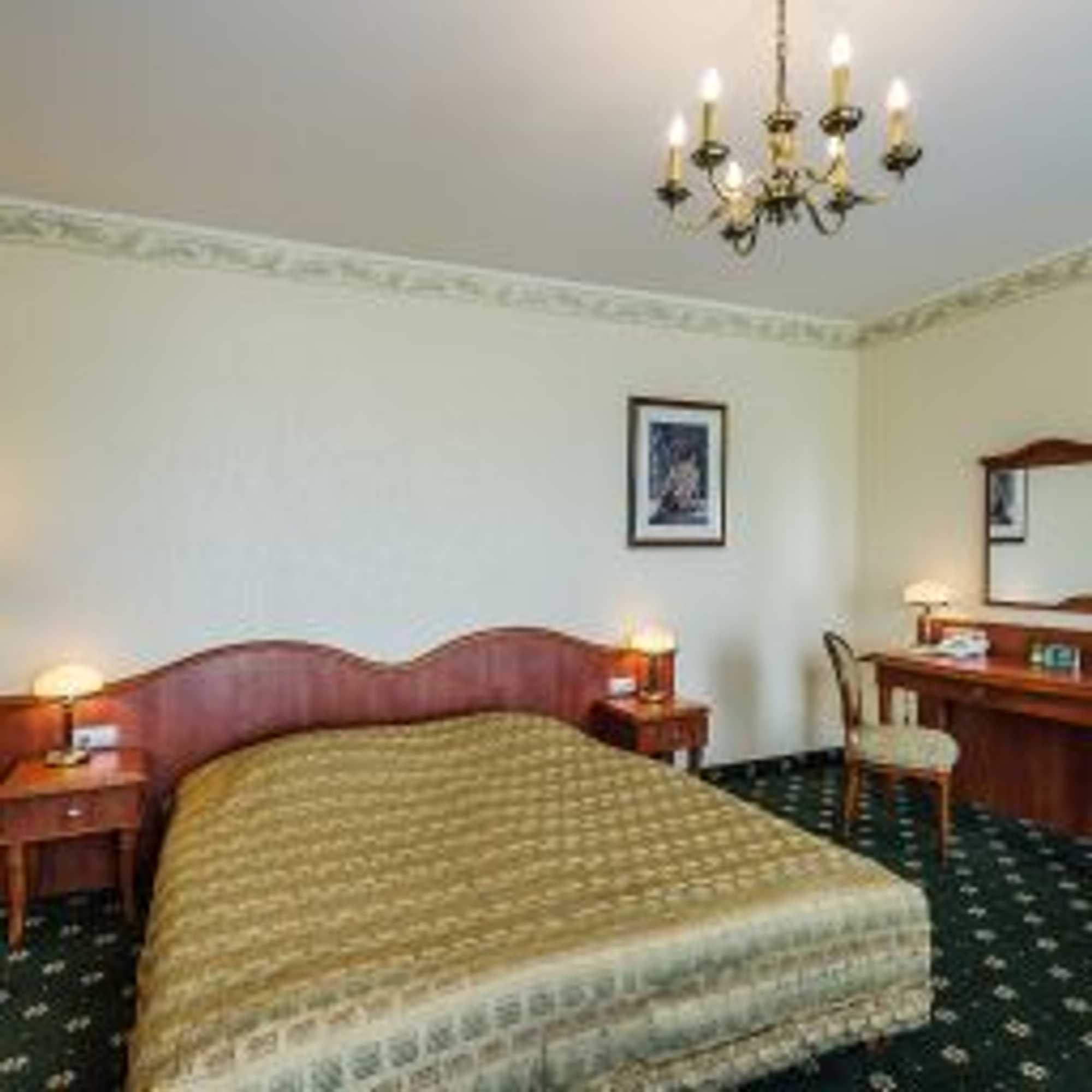 Gift card for Bialy Dom Henlex Restauracja Hotel Gift card for Bialy Dom Henlex Restauracja Hotel