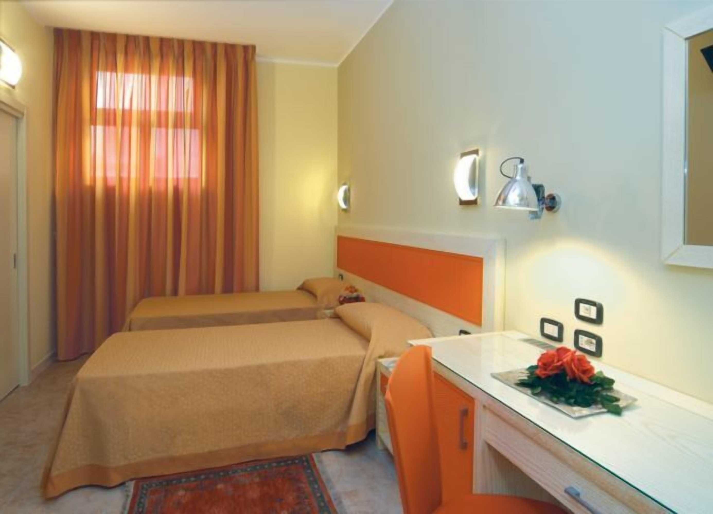 Gift card for Hotel Cristal Eboli Gift card for Hotel Cristal Eboli