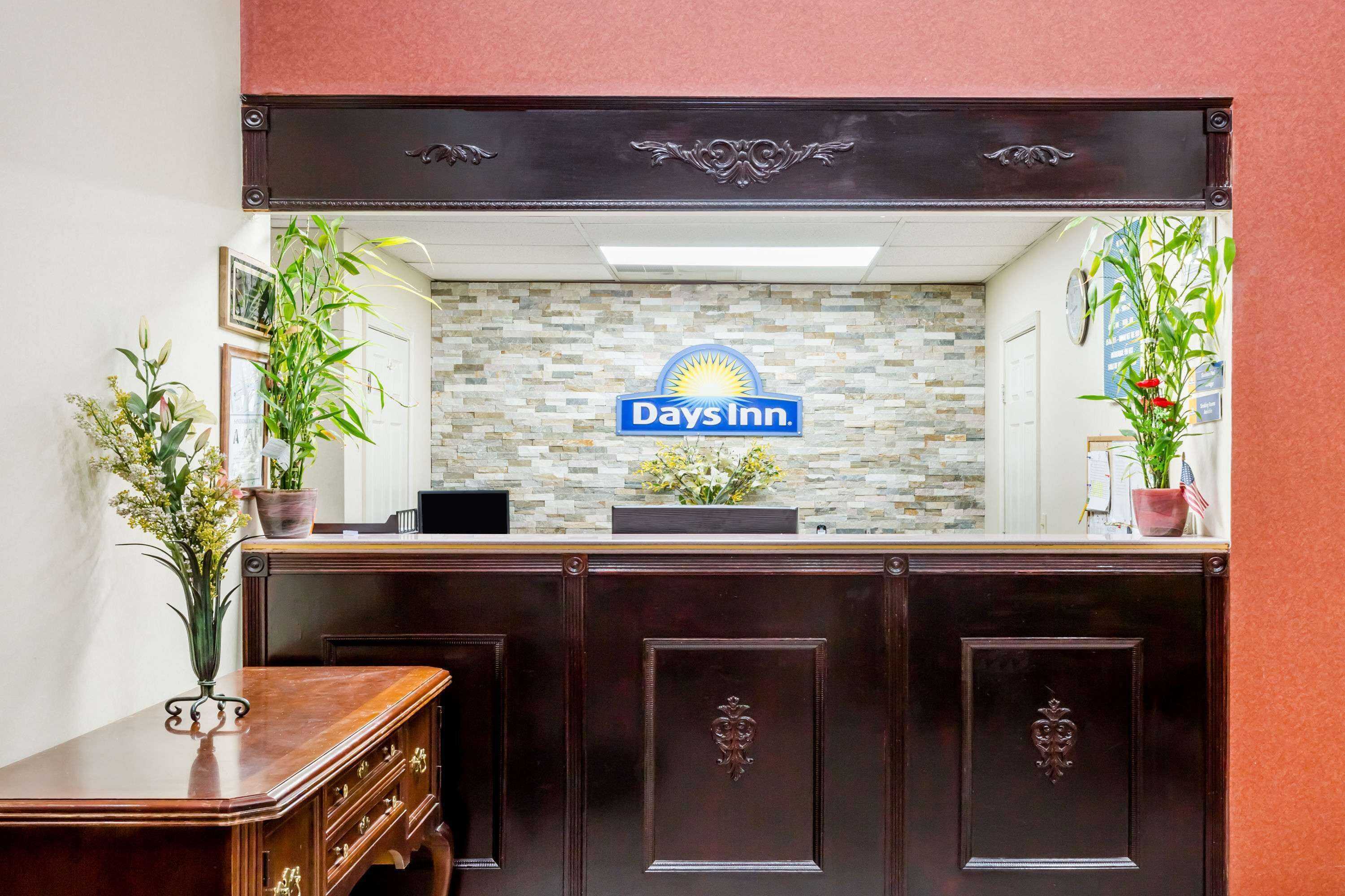 Gift card for Days Inn by Wyndham Hendersonville Gift card for Days Inn by Wyndham Hendersonville