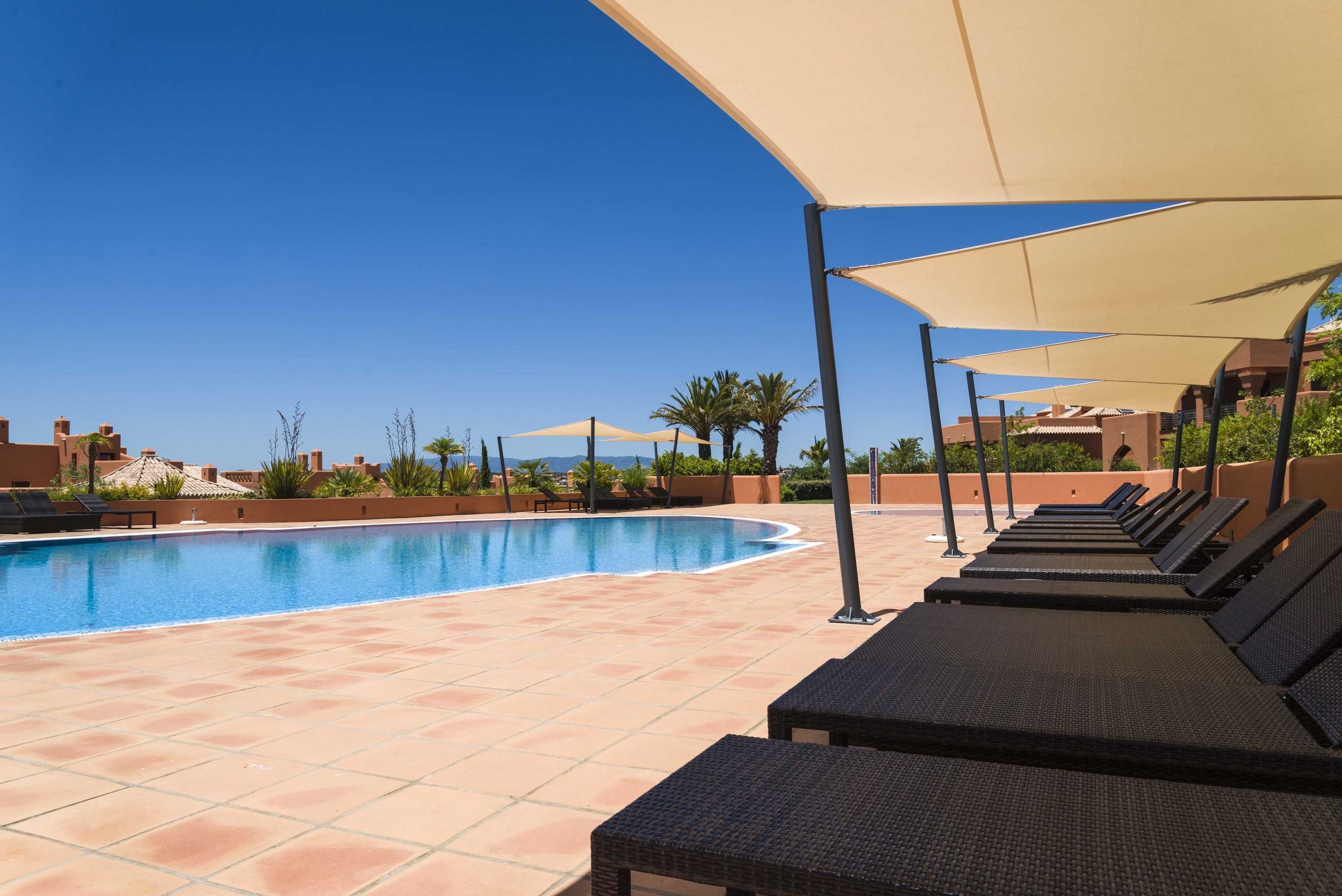 Gift card for Amendoeira Golf Resort - Apartments And Villas Gift card for Amendoeira Golf Resort - Apartments And Villas