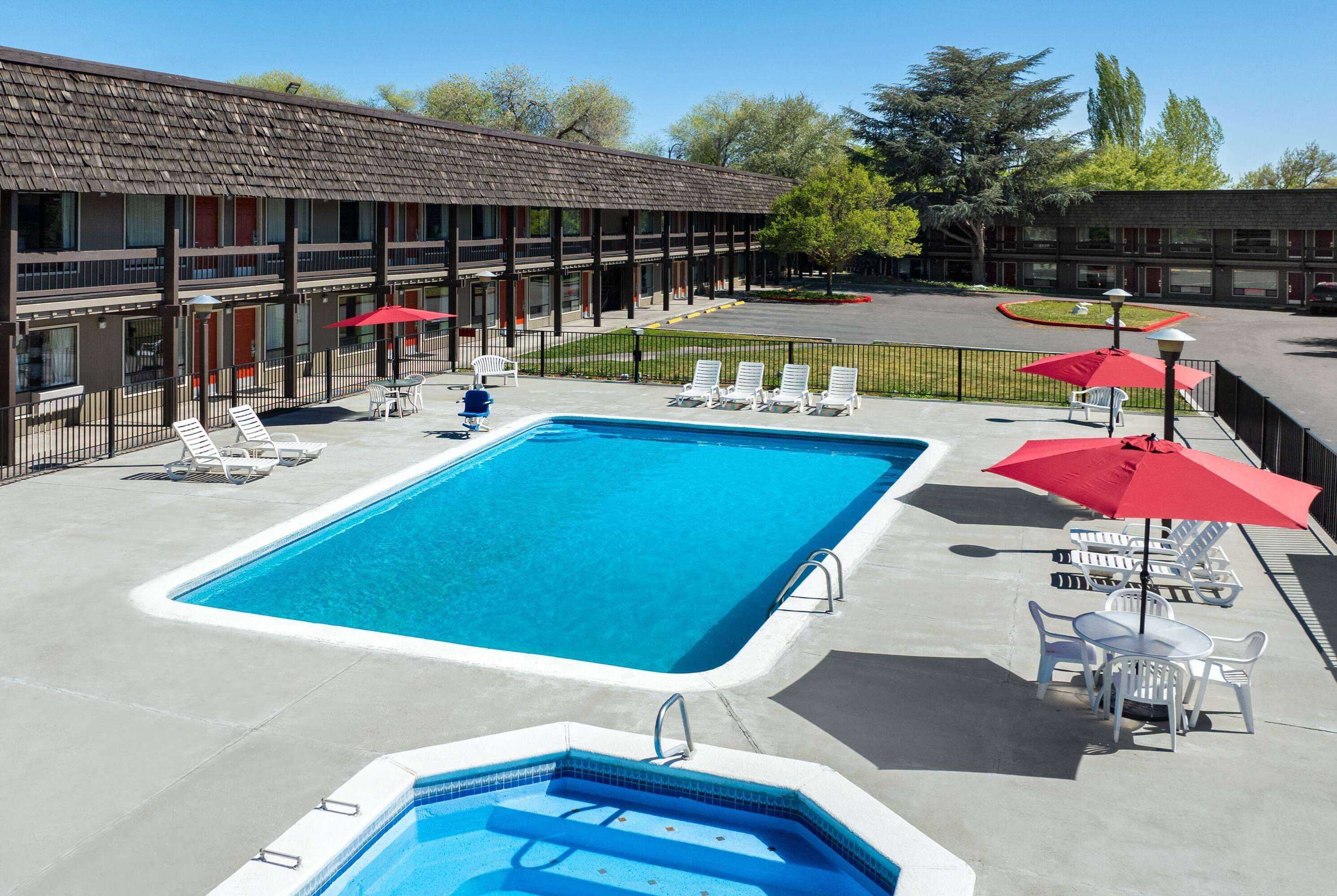 Gift card for Days Inn by Wyndham Klamath Falls Gift card for Days Inn by Wyndham Klamath Falls