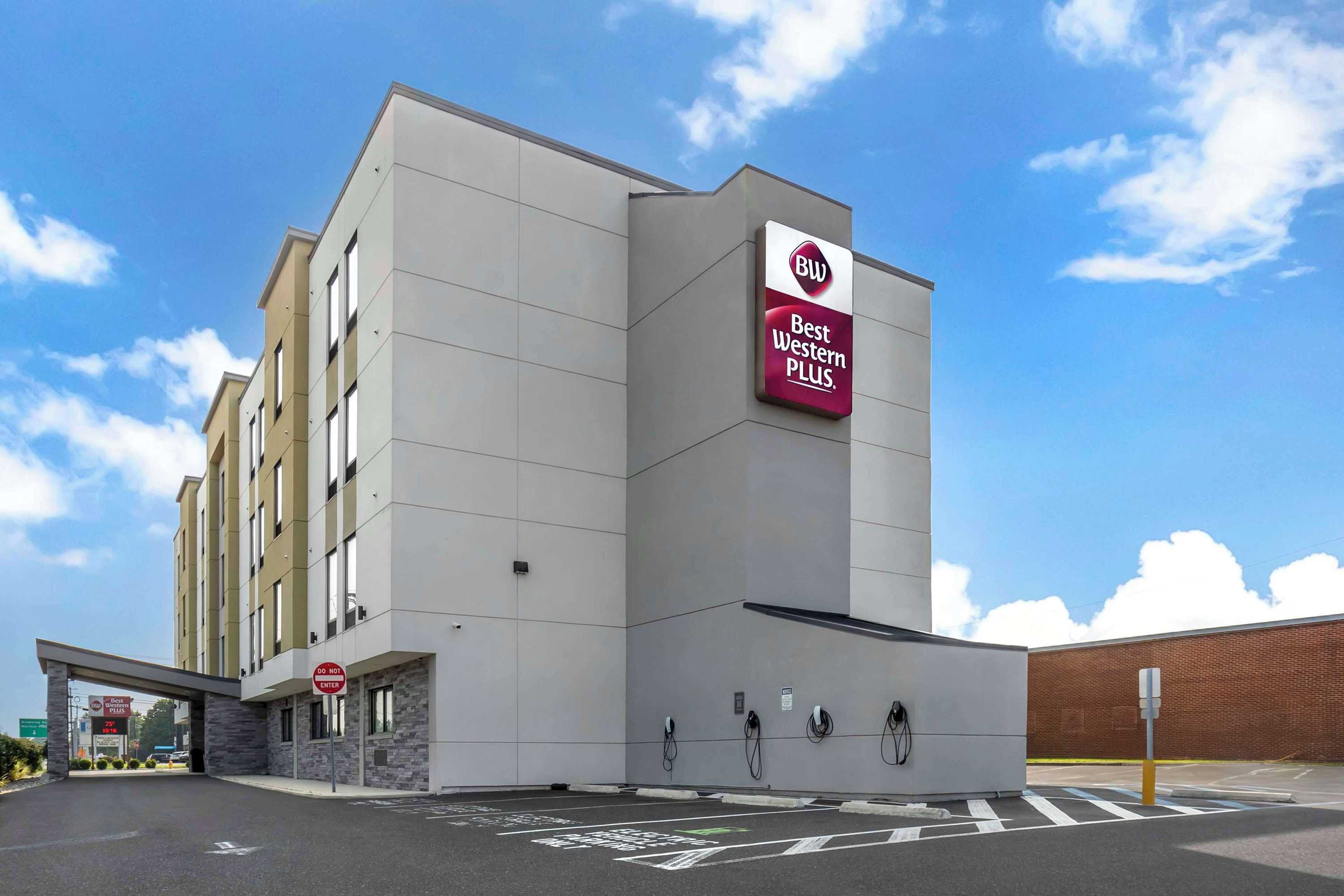 Gift card for Best Western Plus Philadelphia-Pennsauken Hotel Gift card for Best Western Plus Philadelphia-Pennsauken Hotel
