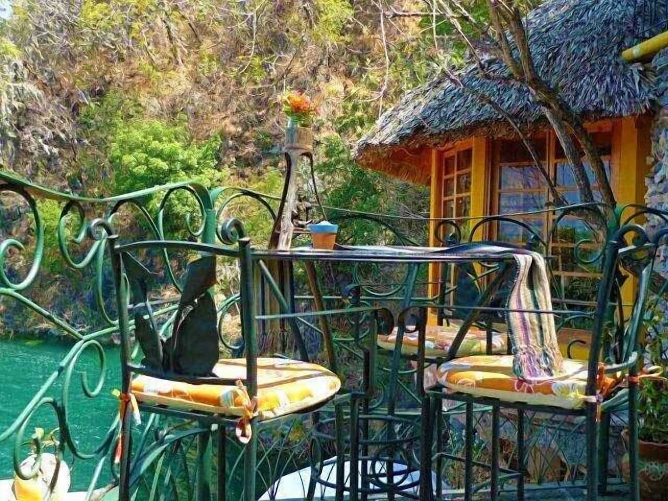 Gift card for Atitlan Oasis Eco Hotel And Spa Kaalpul