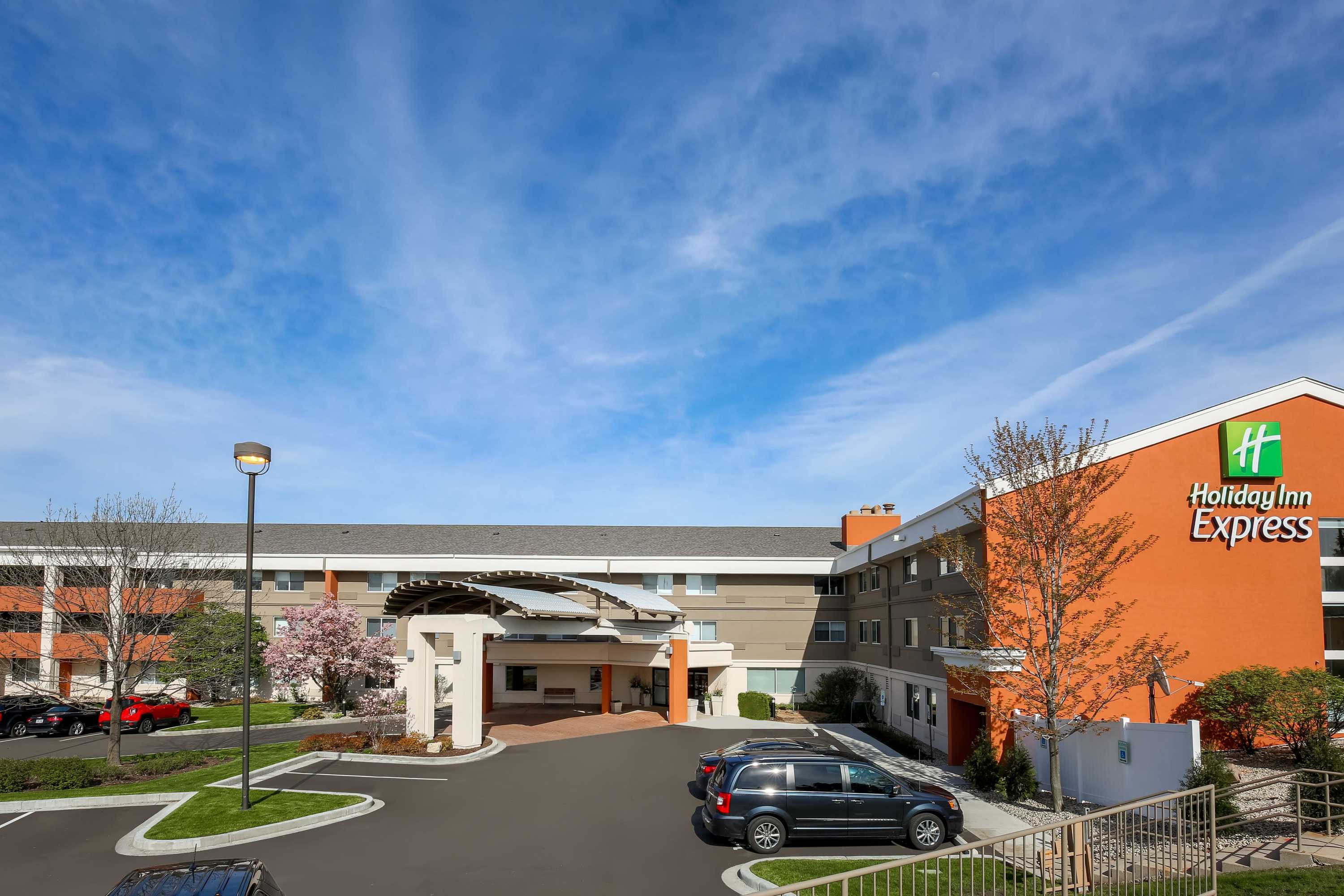 Gift card for Holiday Inn Express Milwaukee-West Medical Center by Ihg Gift card for Holiday Inn Express Milwaukee-West Medical Center by Ihg