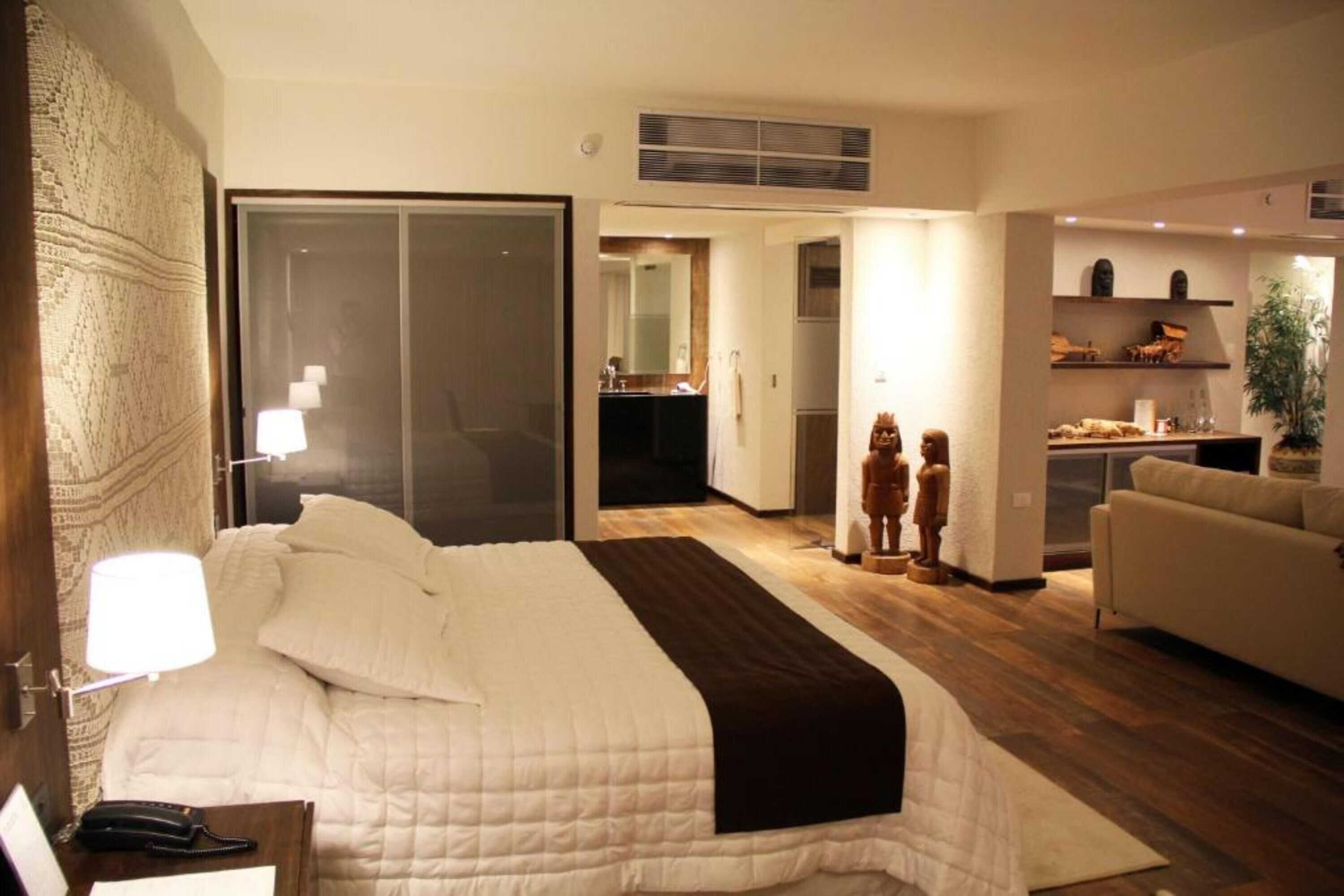 Gift card for Yacht & Golf Club Paraguayo A Tribute Portfolio Resort