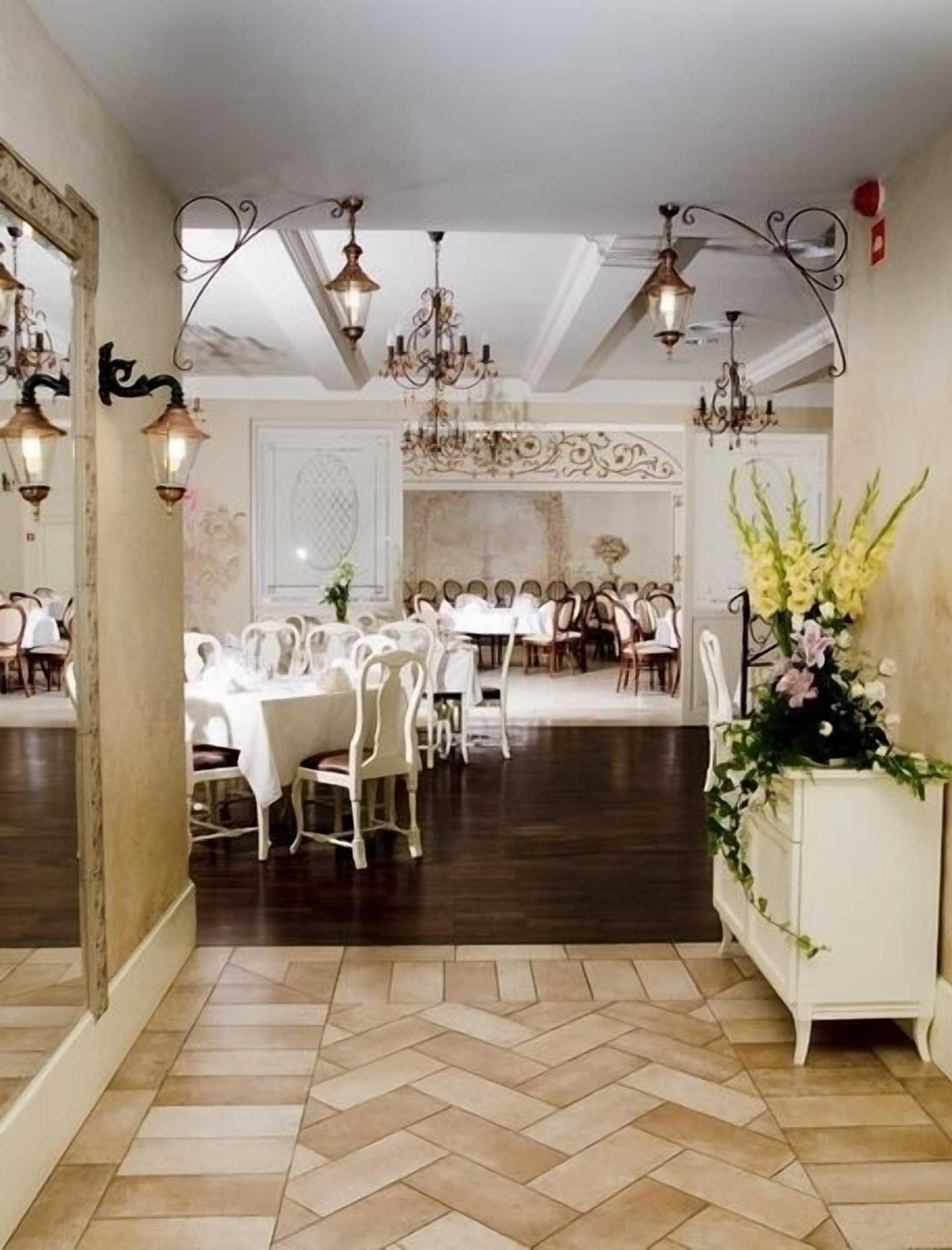Gift card for Villa Estera - Hotel & Restauracja Gift card for Villa Estera - Hotel & Restauracja