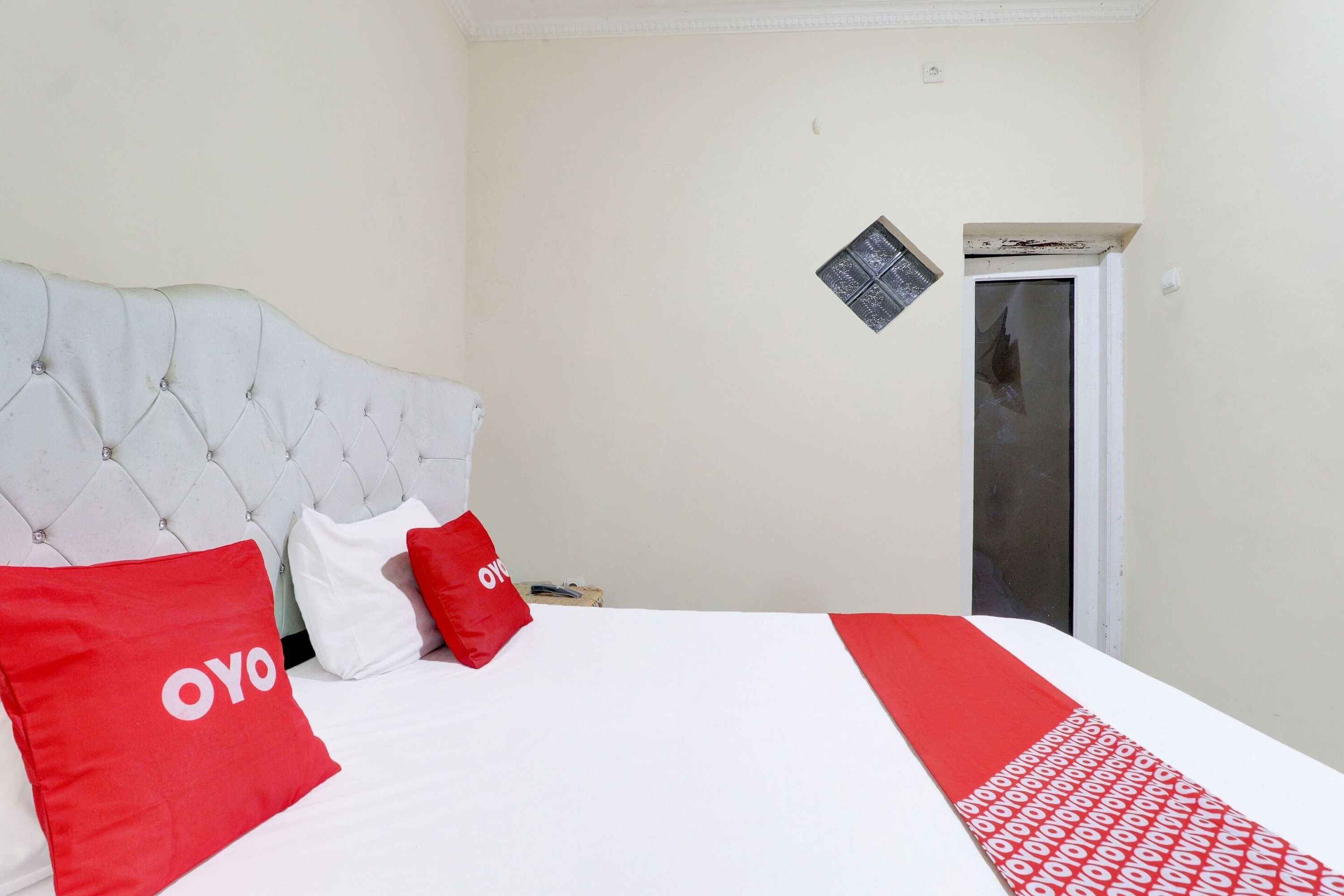 Gift card for Oyo Life 91480 Putridapisa Syariah Gift card for Oyo Life 91480 Putridapisa Syariah