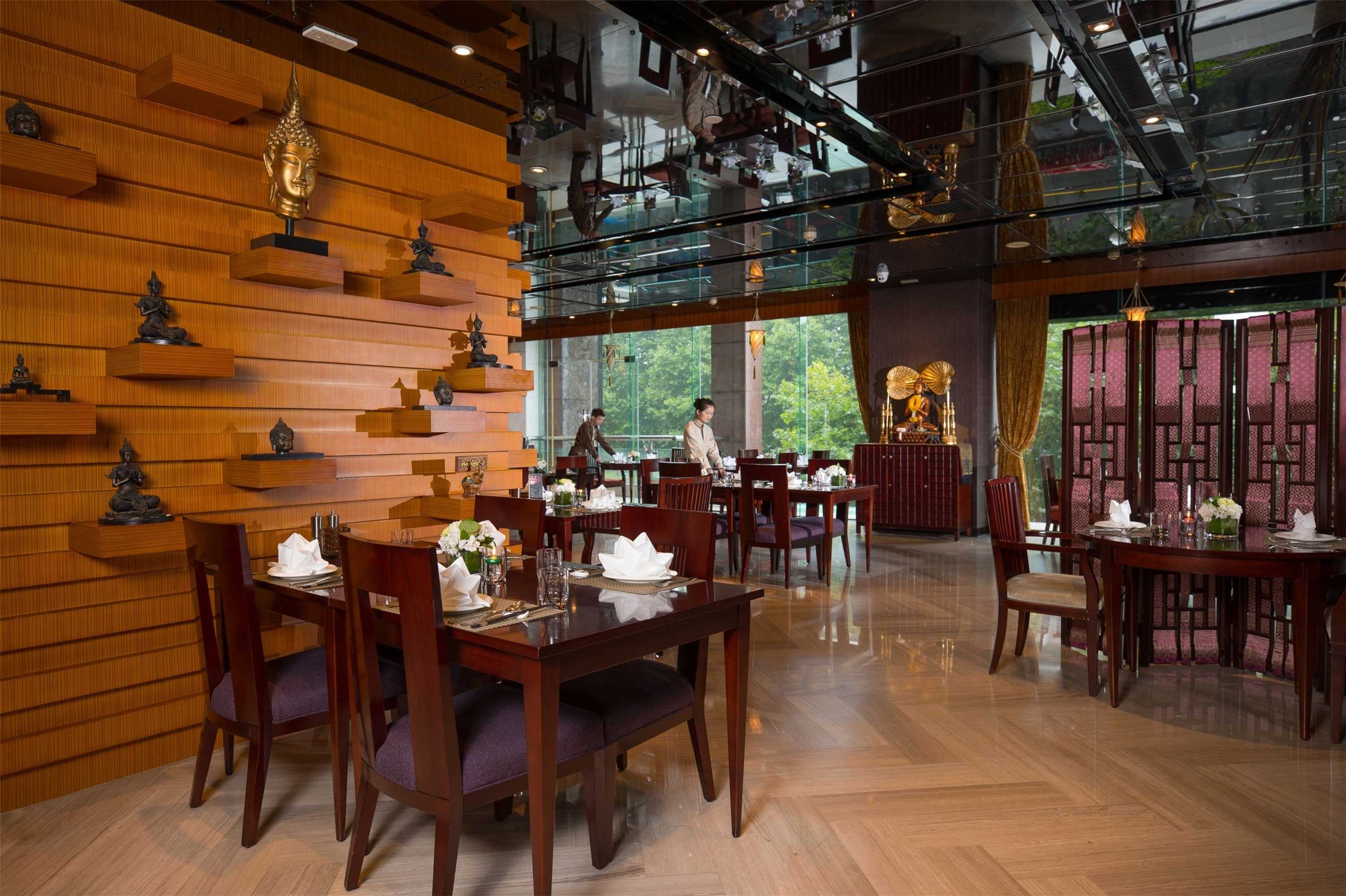 Gift card for Wyndham Grand Plaza Royale Hangzhou Gift card for Wyndham Grand Plaza Royale Hangzhou