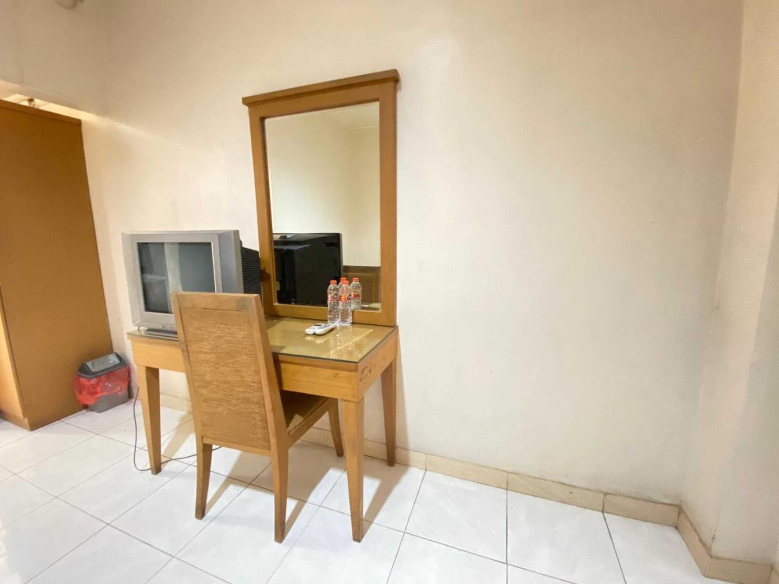 Gift card for Lilianto Hotel Polewali Mitra Reddoorz