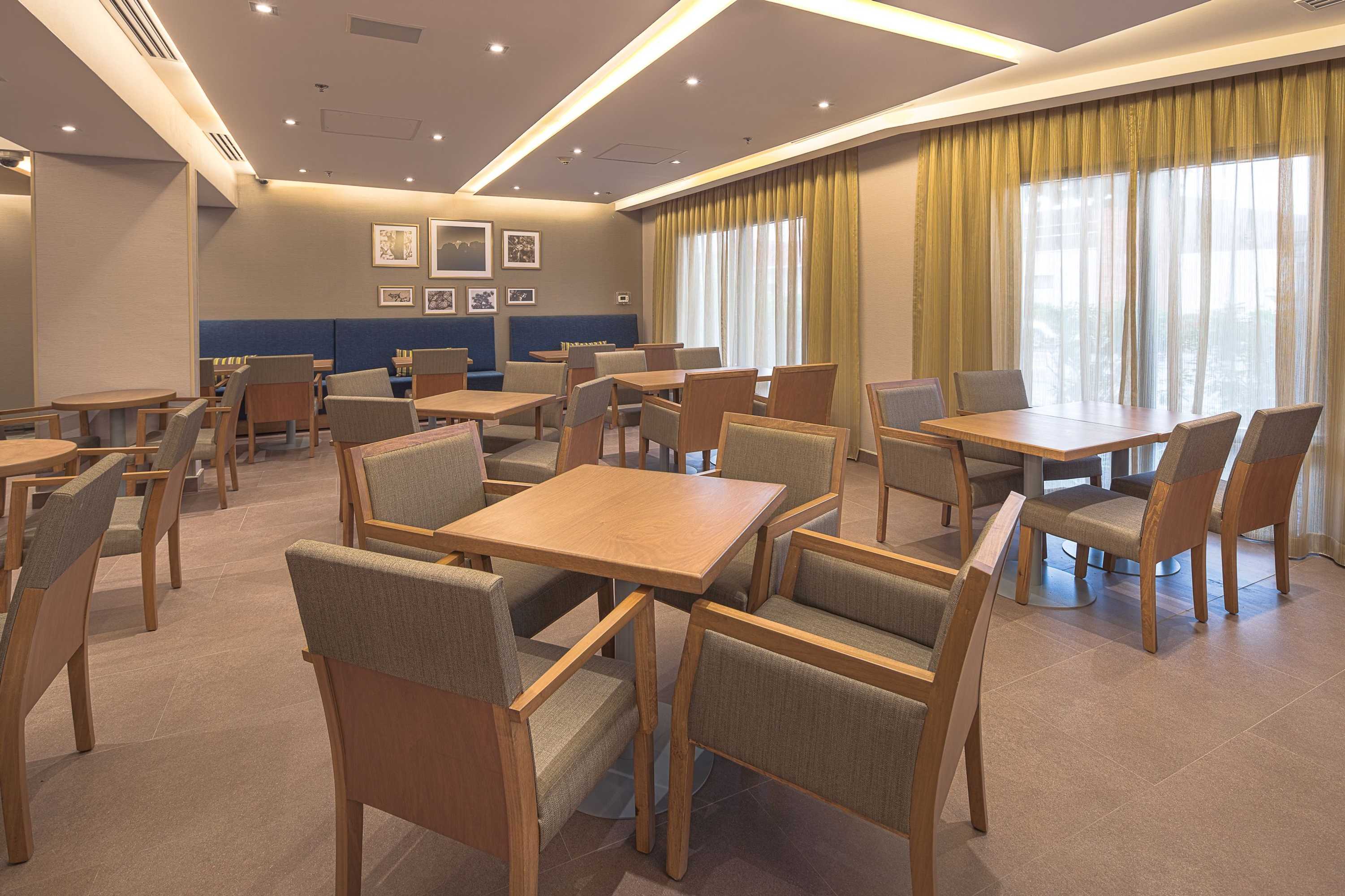 Gift card for Hampton Inn by Hilton Monterrey/galerías-Obispado Gift card for Hampton Inn by Hilton Monterrey/galerías-Obispado