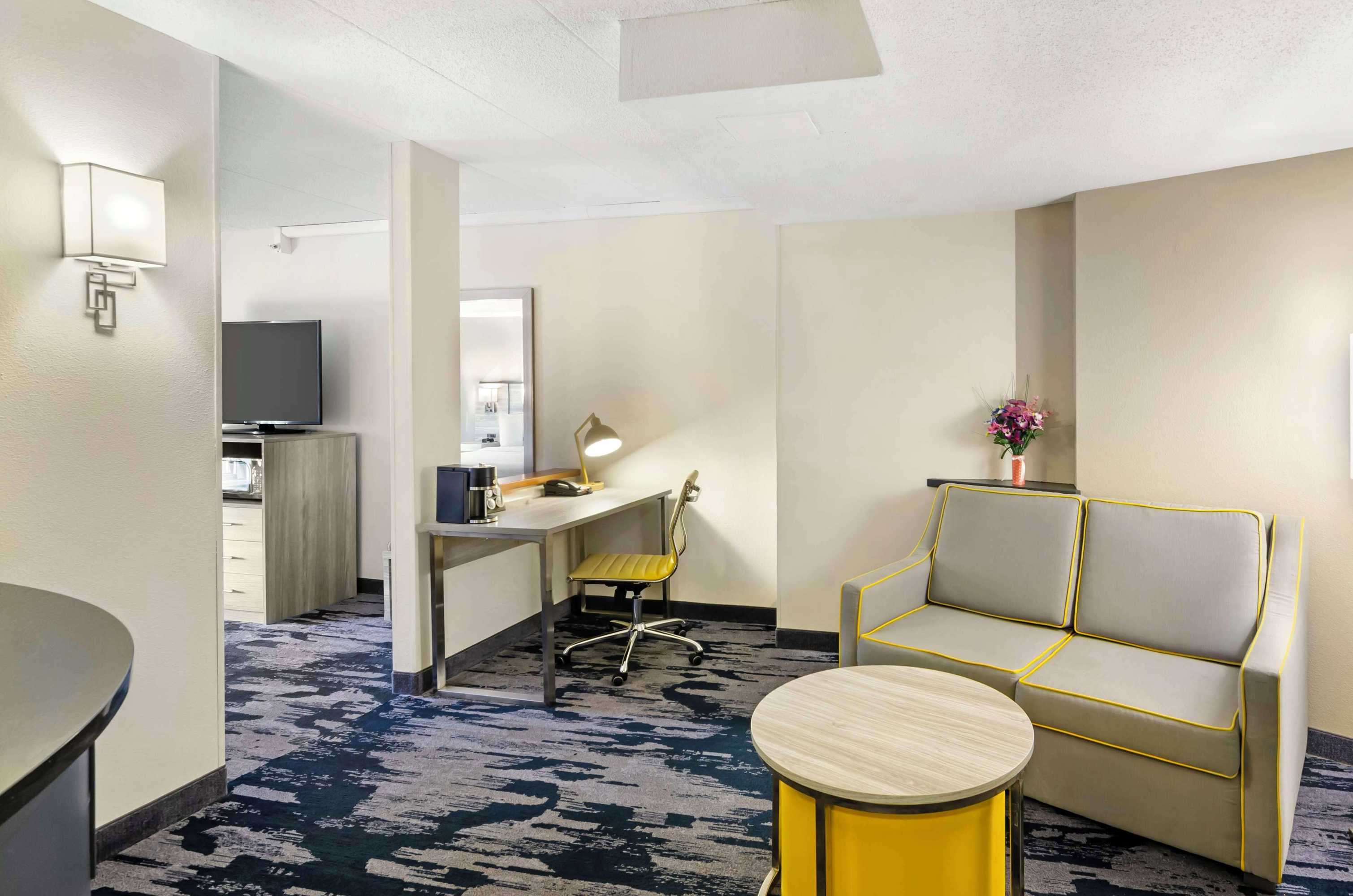 Gift card for Best Western Plus Beckley Inn Gift card for Best Western Plus Beckley Inn