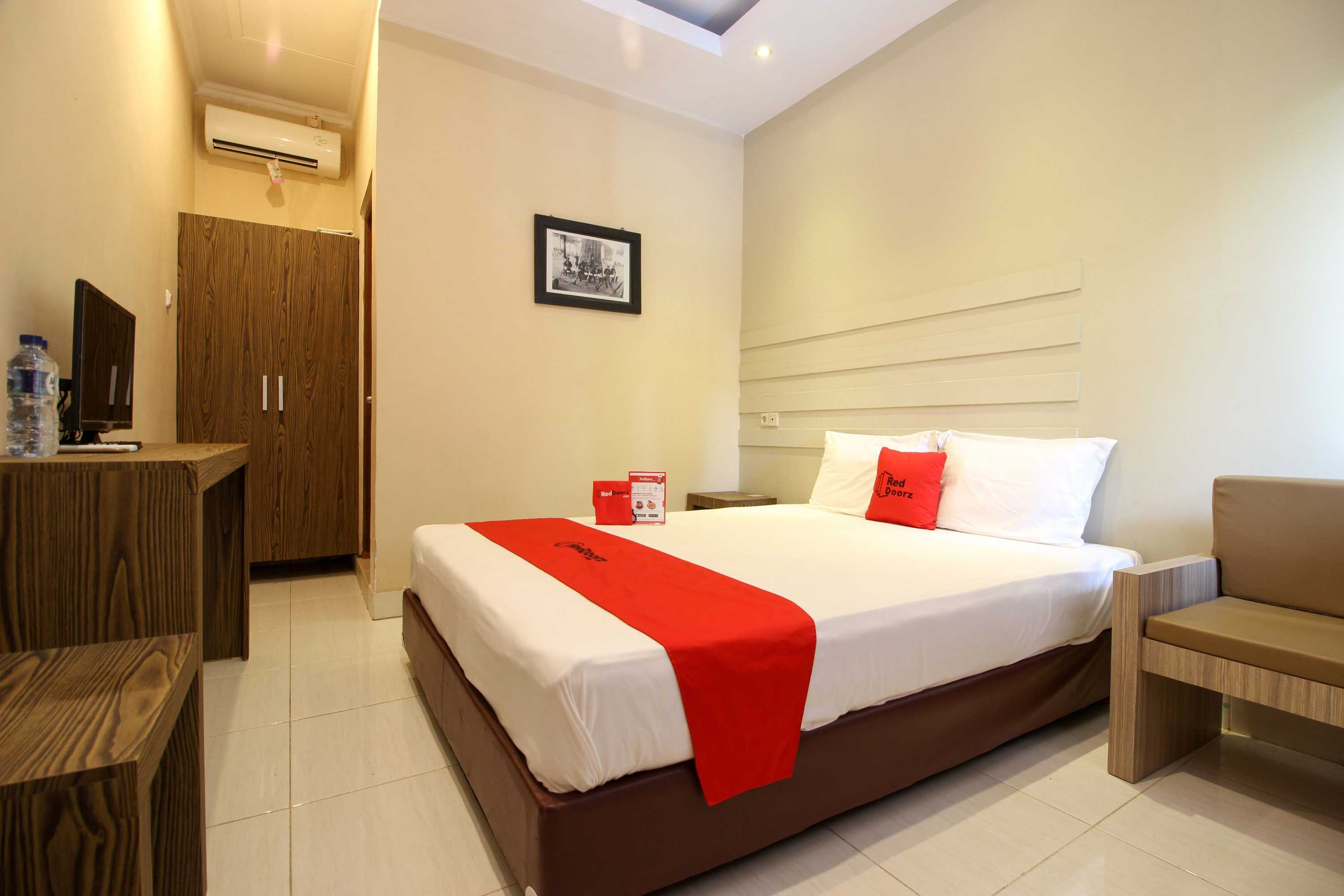 Gift card for Reddoorz Plus @ Jalan Damai 2 Gift card for Reddoorz Plus @ Jalan Damai 2