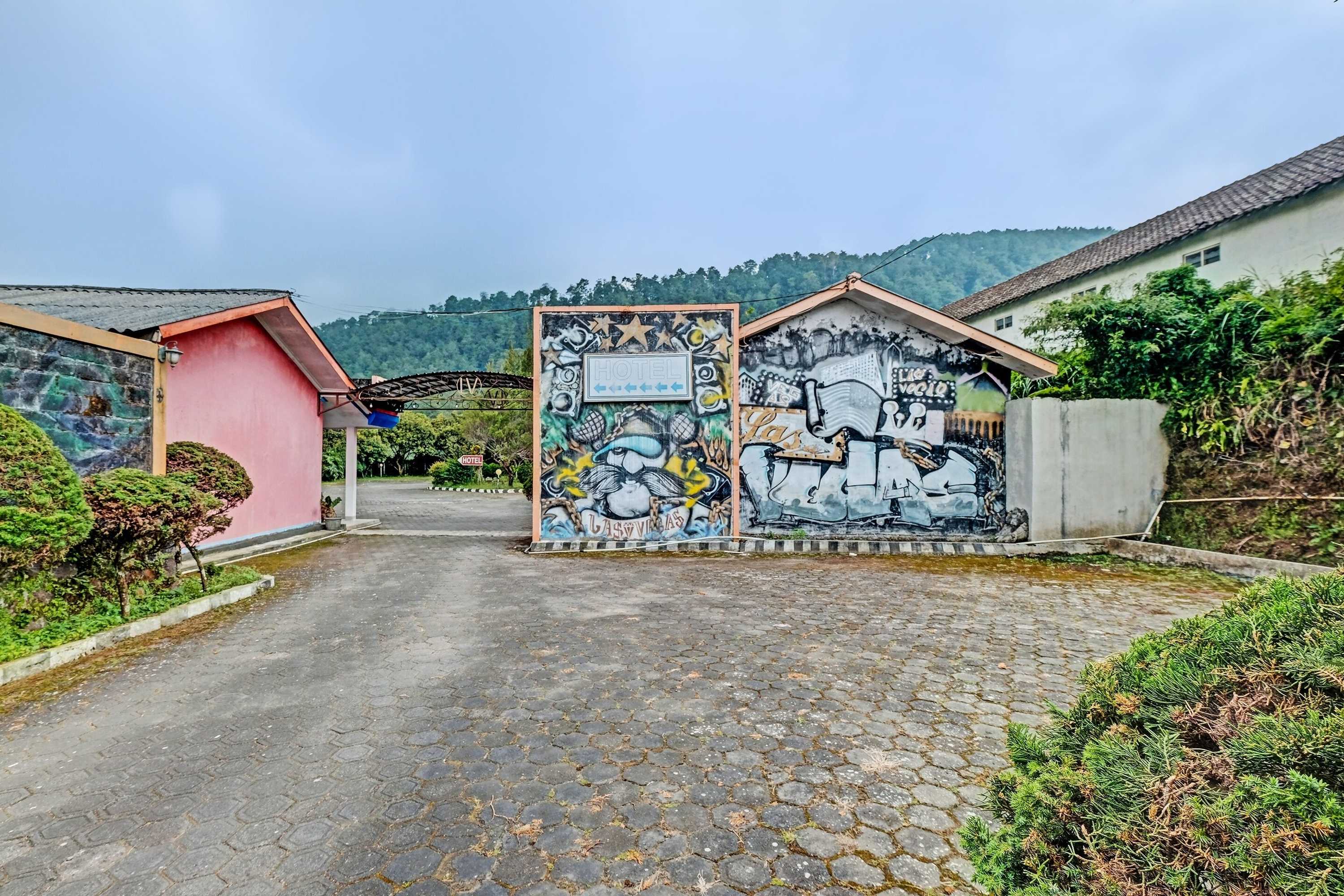 Gift card for Oyo 92605 Hotel Las Vegas