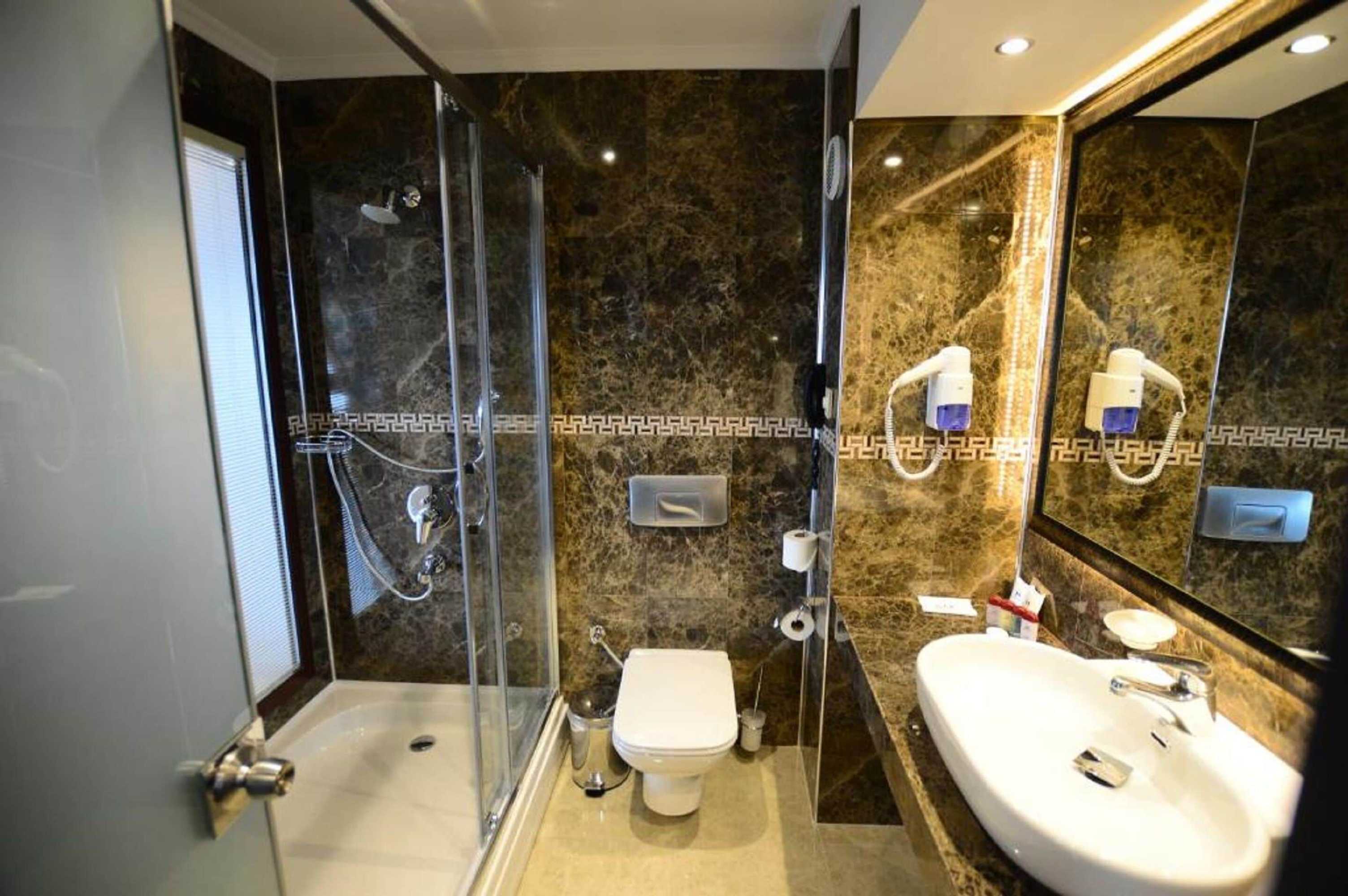 Gift card for Akol Hotel