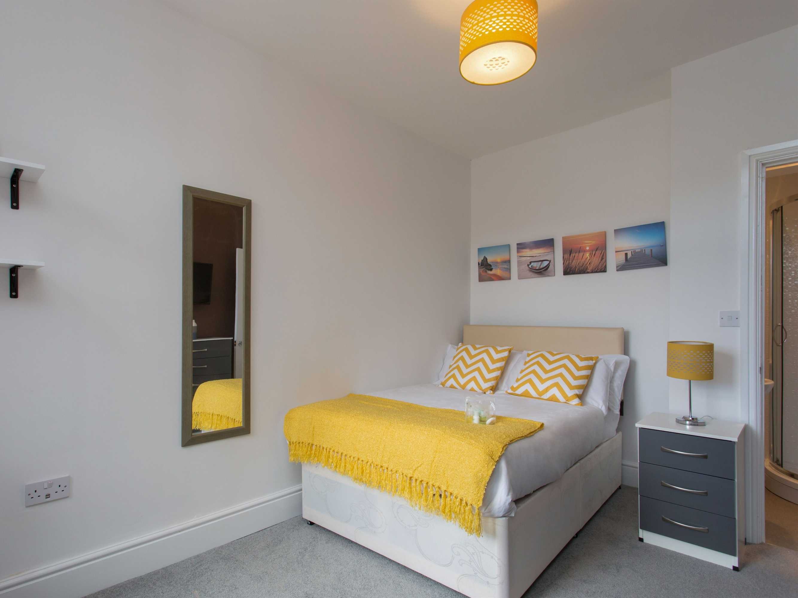 Gift card for Crewe Rooms Westminster Street Gift card for Crewe Rooms Westminster Street