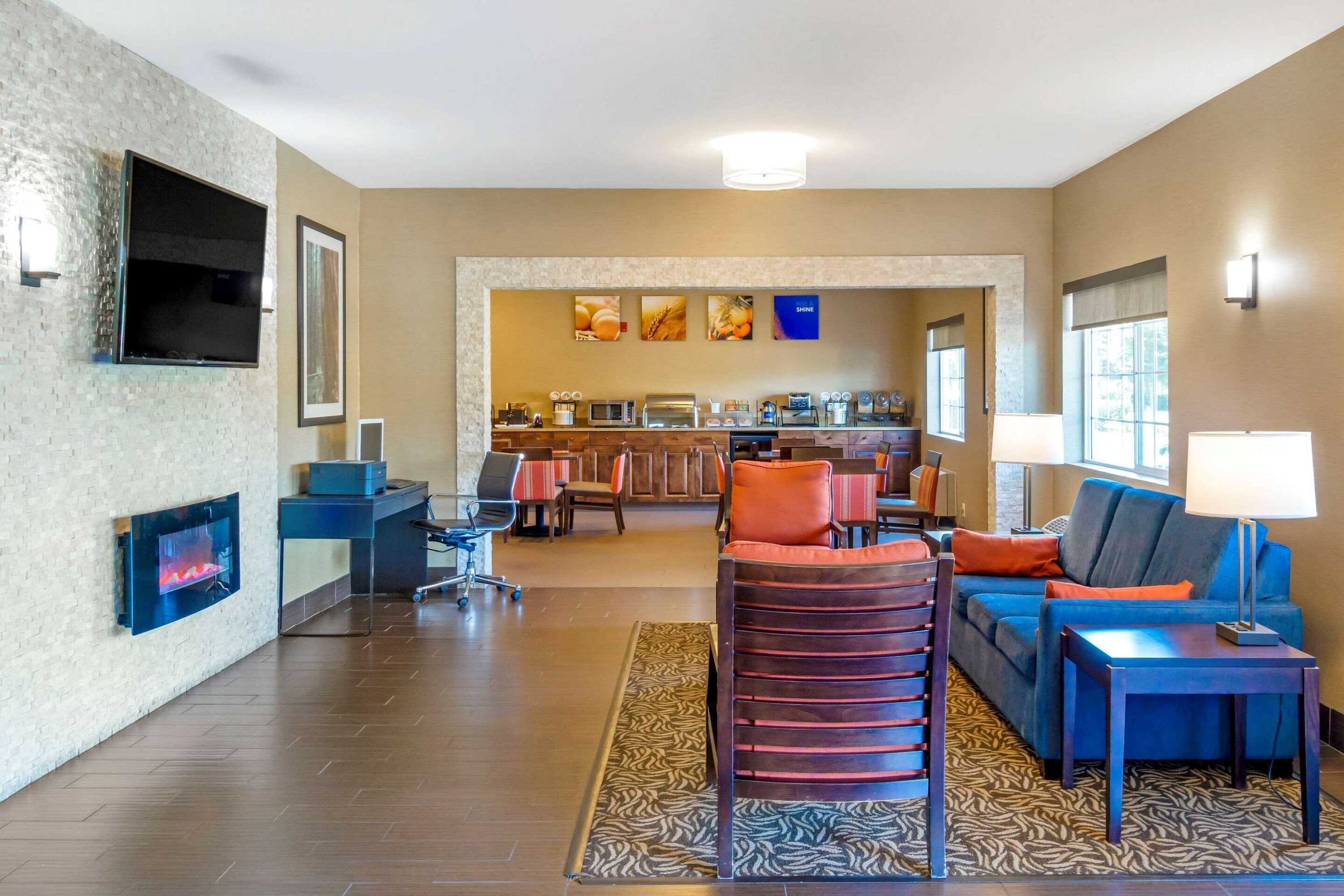 Gift card for Comfort Inn Auburn - Seattle Gift card for Comfort Inn Auburn - Seattle