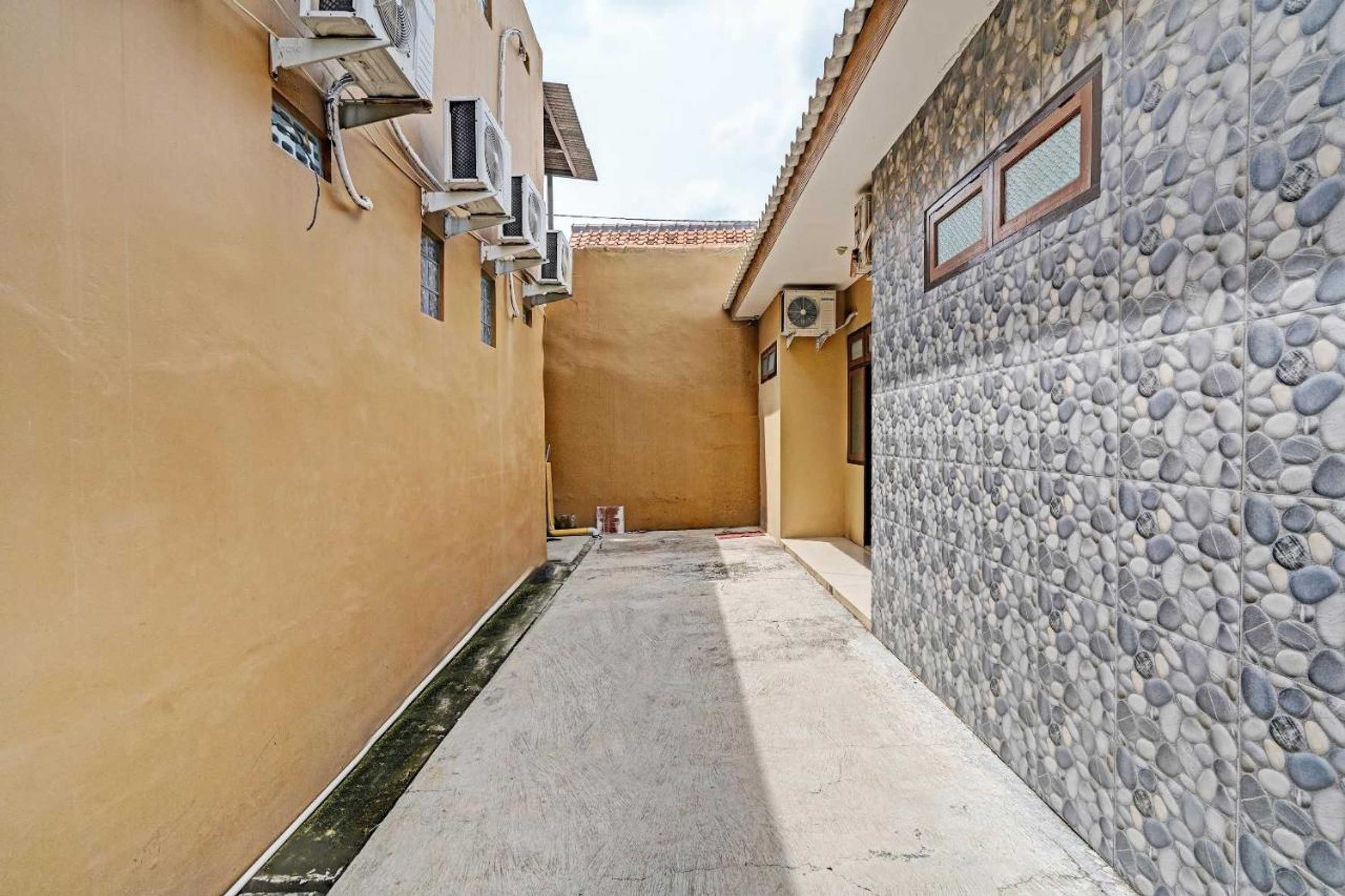 Gift card for Oyo 92062 Pondok Aurel Wahidin