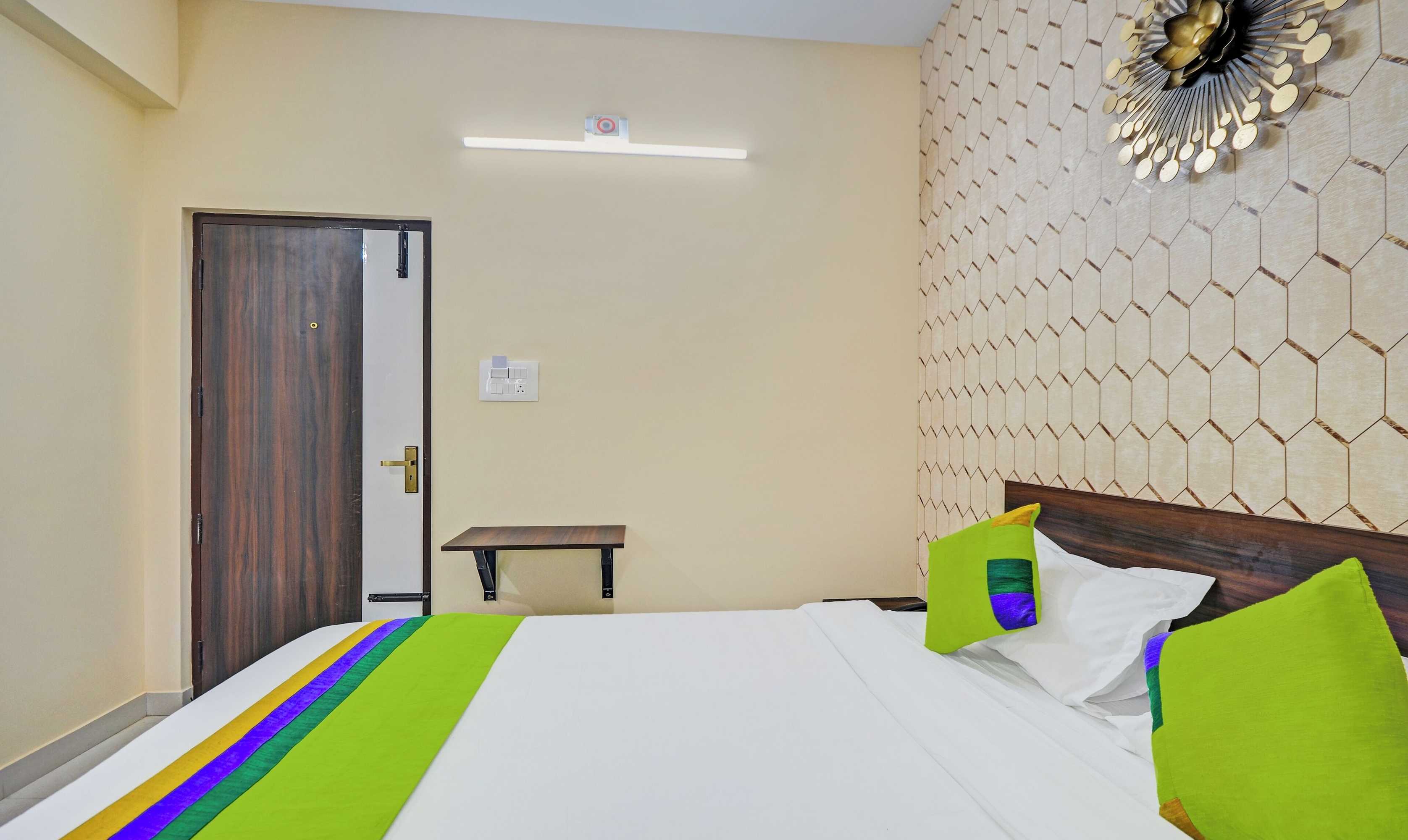 Gift card for Treebo Everest Residency Tidel Park