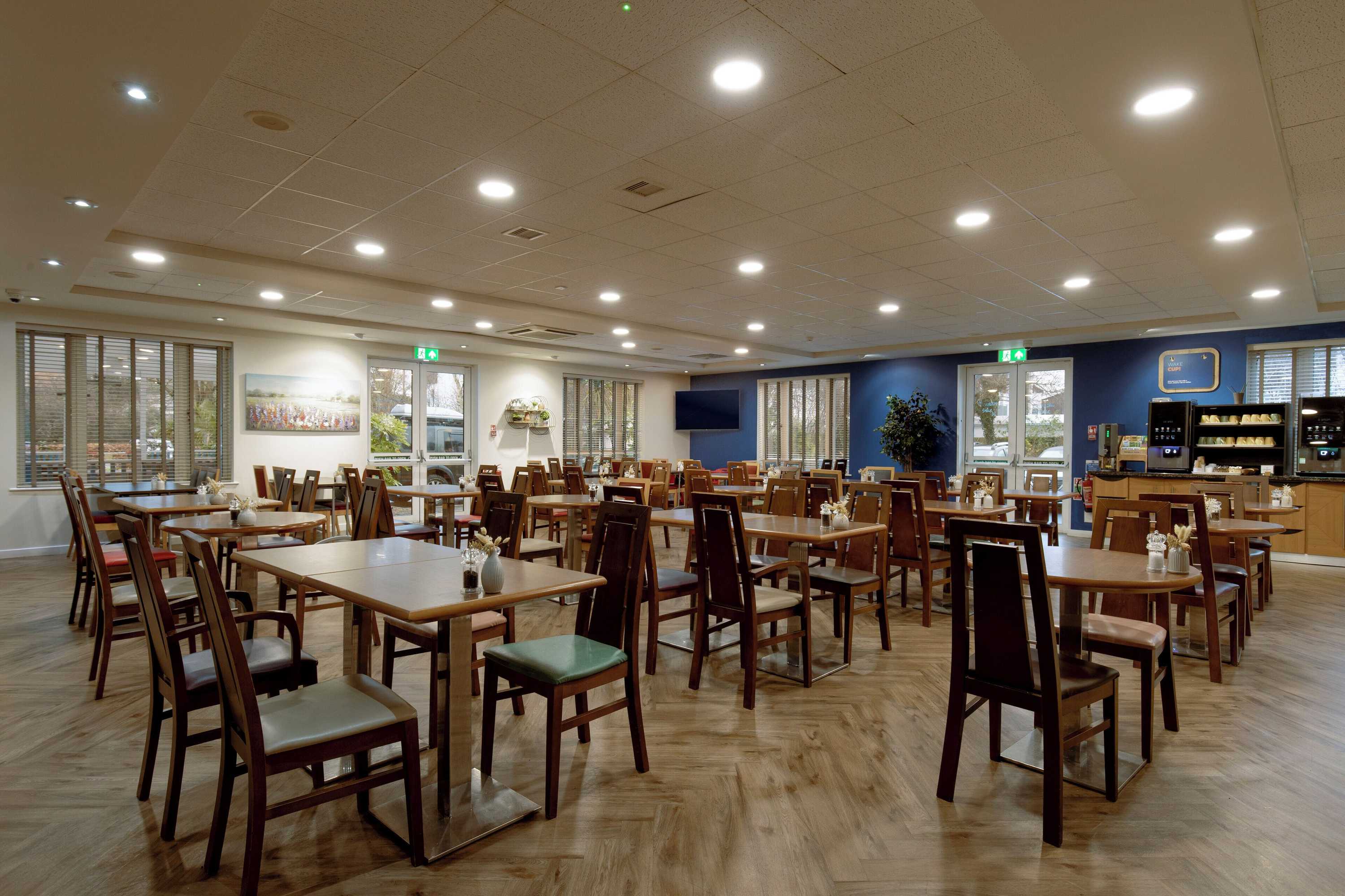 Gift card for Holiday Inn Express Poole by Ihg Gift card for Holiday Inn Express Poole by Ihg