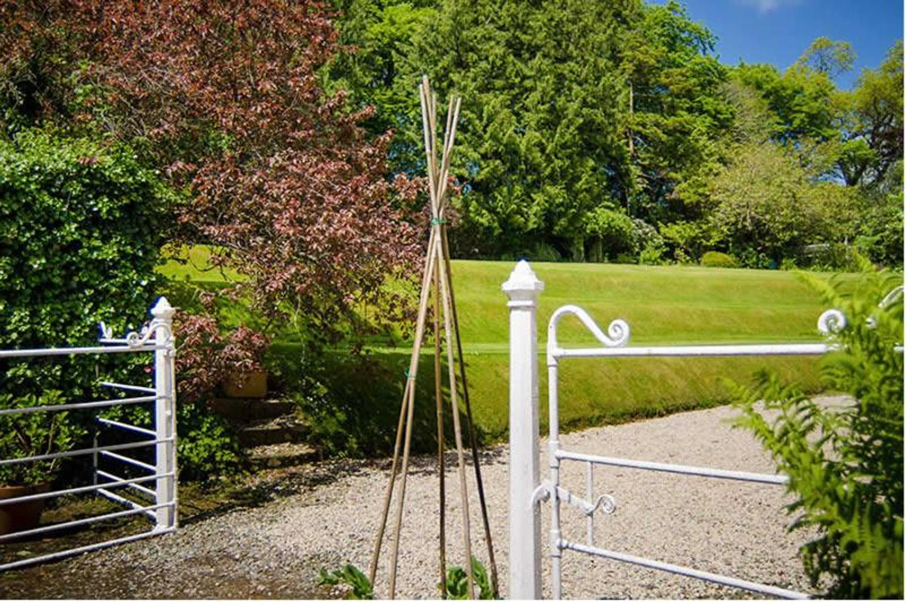 Gift card for Nutgrove House Luxury B&b