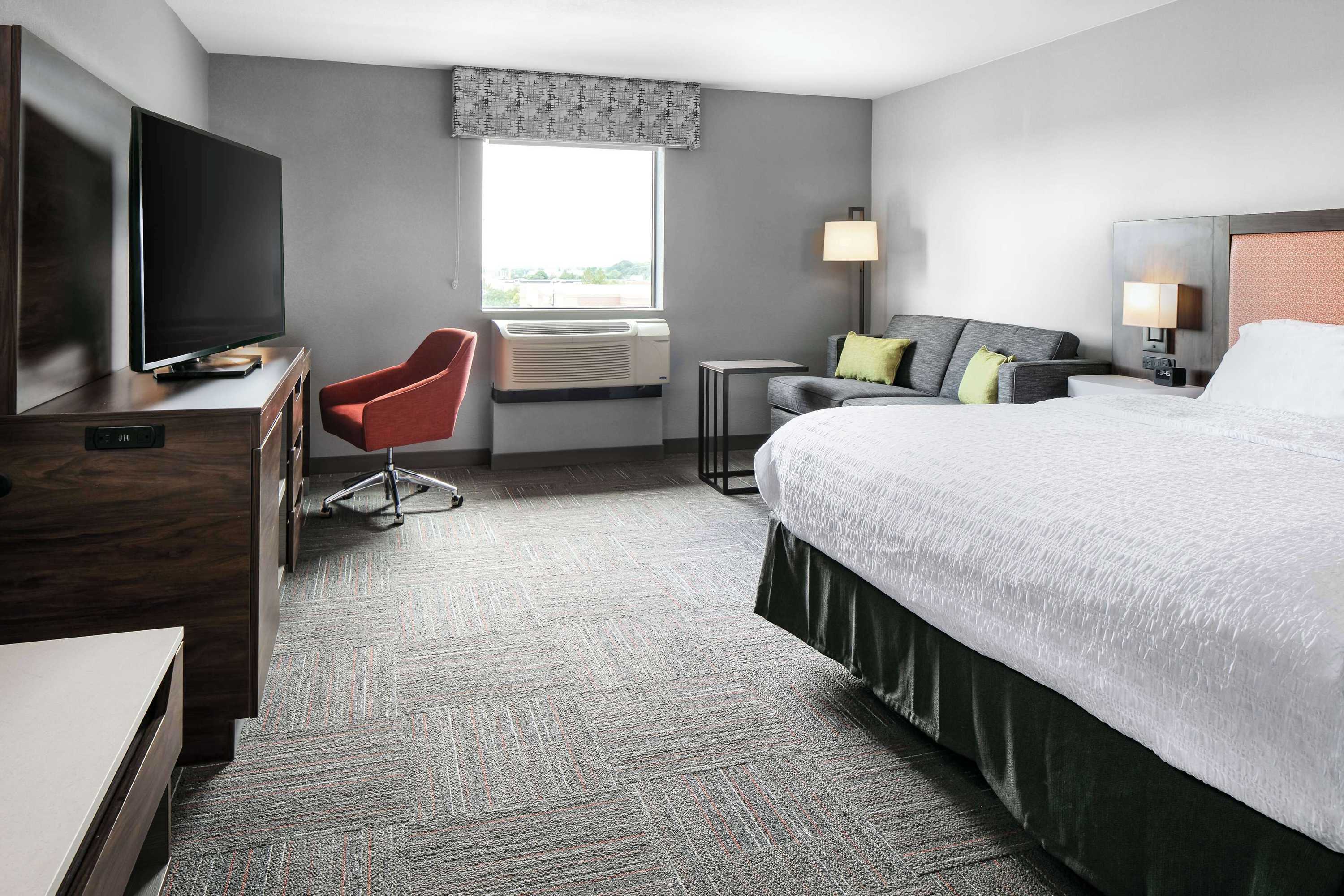 Gift card for Hampton Inn & Suites West Bend Gift card for Hampton Inn & Suites West Bend