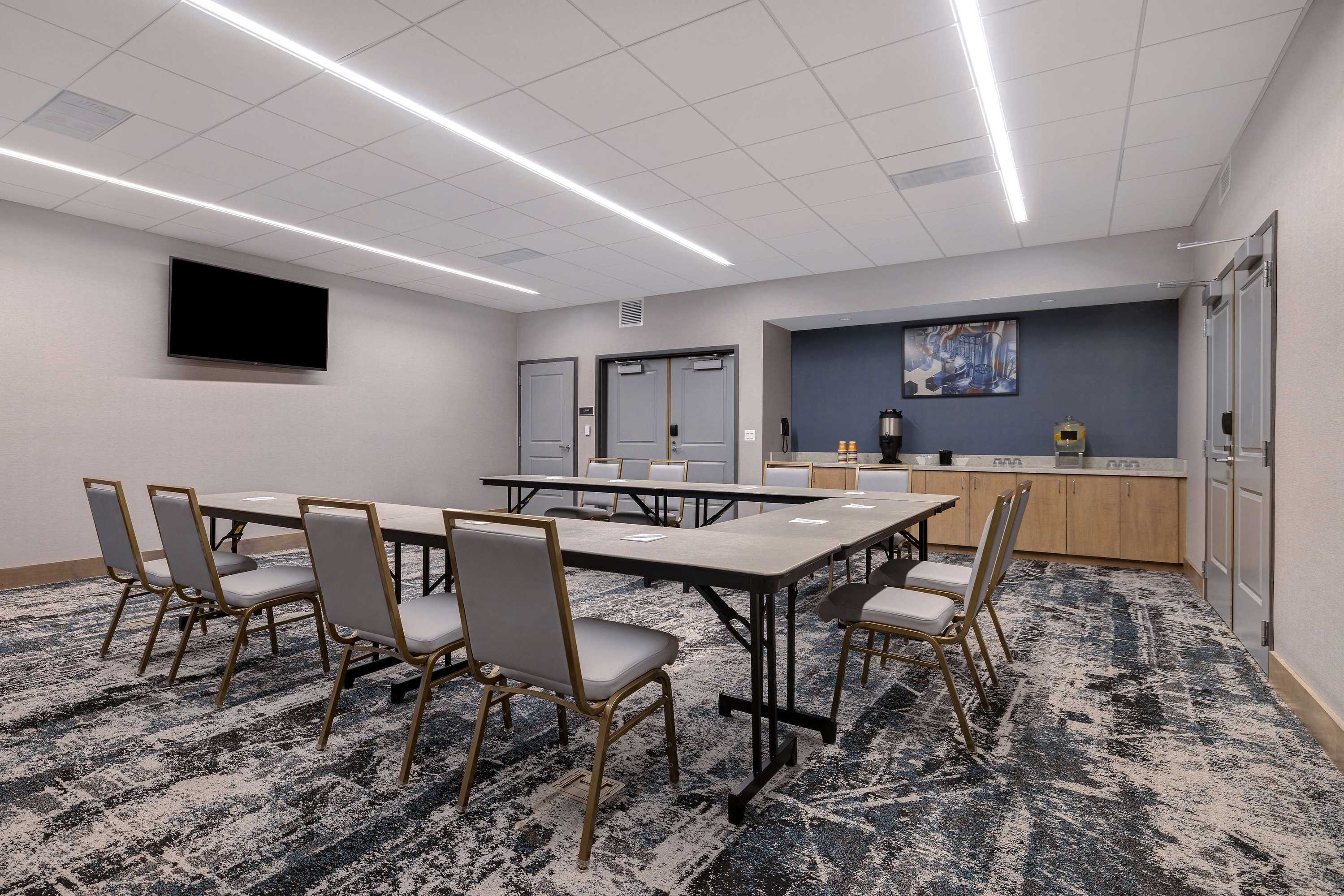 Gift card for Homewood Suites by Hilton Oak Creek Milwaukee Gift card for Homewood Suites by Hilton Oak Creek Milwaukee