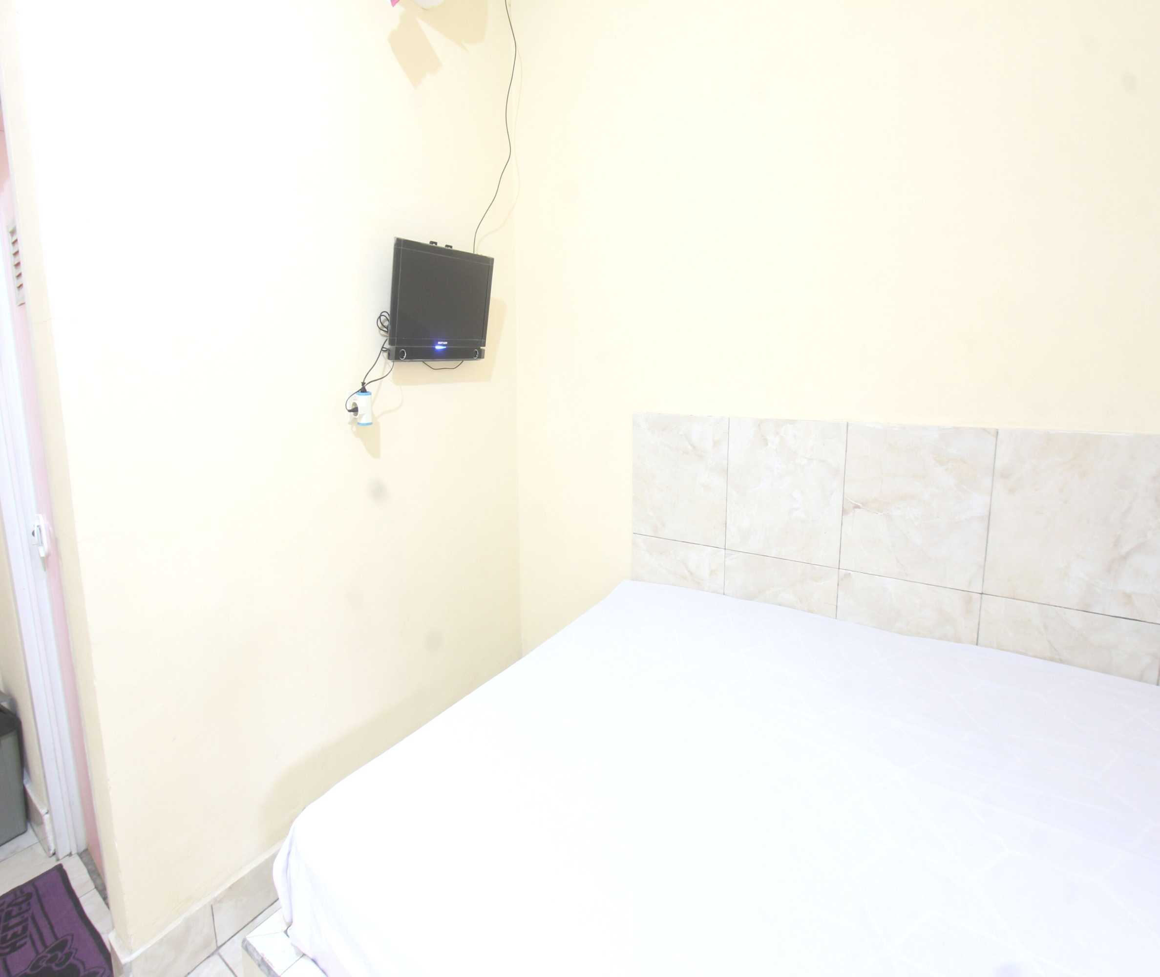 Gift card for Oyo 93666 Lestari Homestay Gift card for Oyo 93666 Lestari Homestay