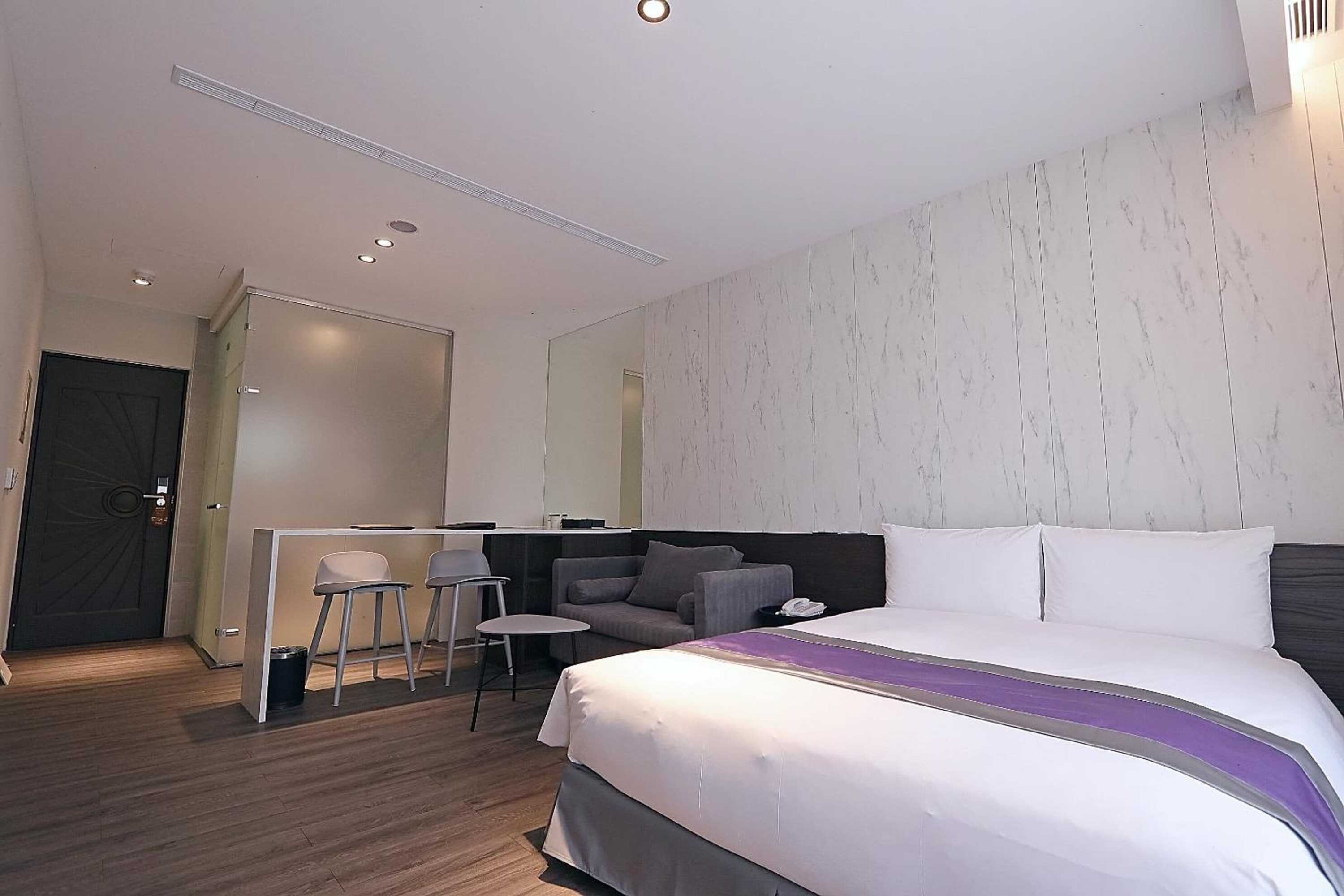 Gift card for Hotel Hsr Hesper - Taichung Gift card for Hotel Hsr Hesper - Taichung