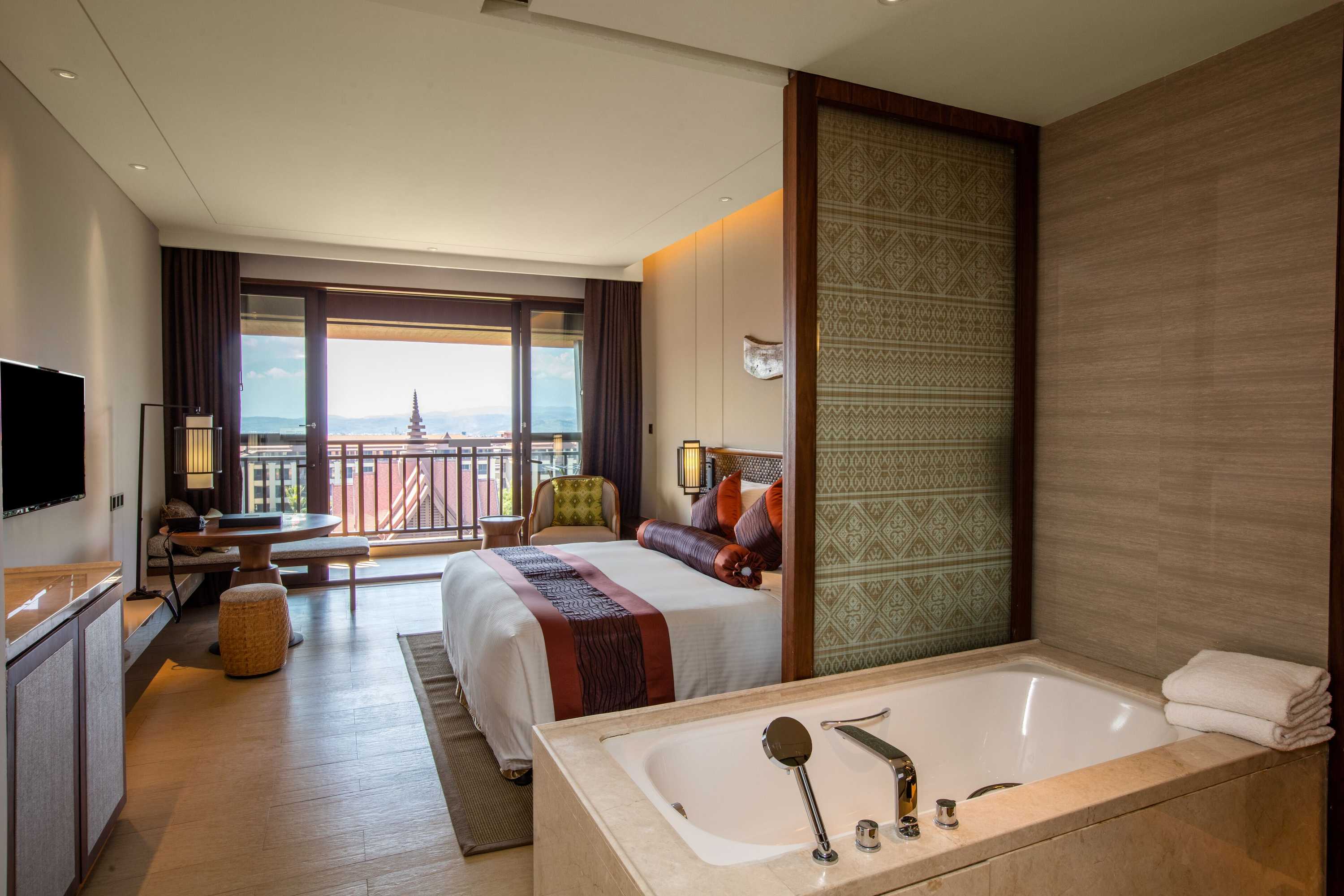 Gift card for Crowne Plaza Resort Xishuangbanna Parkview by Ihg Gift card for Crowne Plaza Resort Xishuangbanna Parkview by Ihg