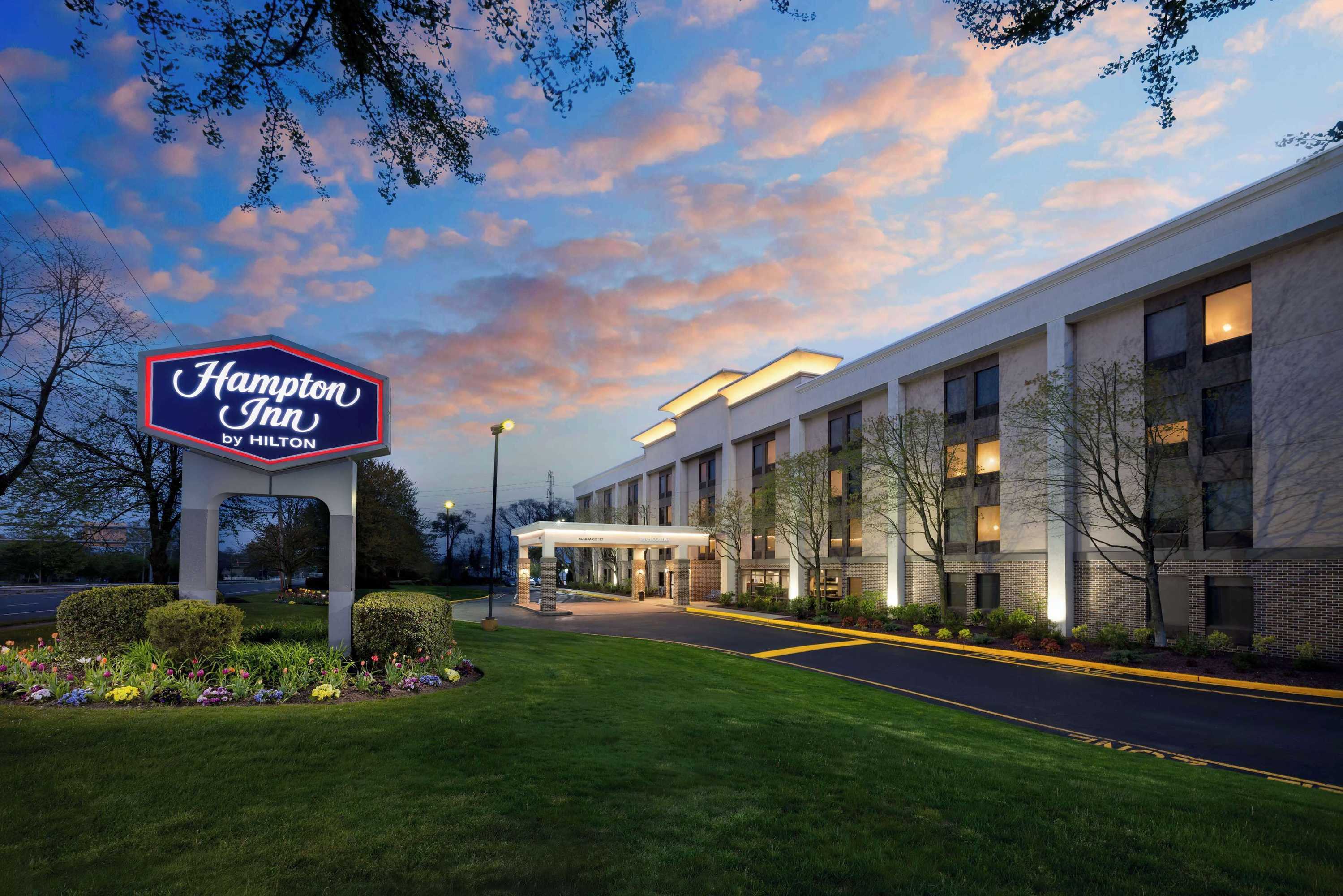 Gift card for Hampton Inn Long Island/islandia Gift card for Hampton Inn Long Island/islandia