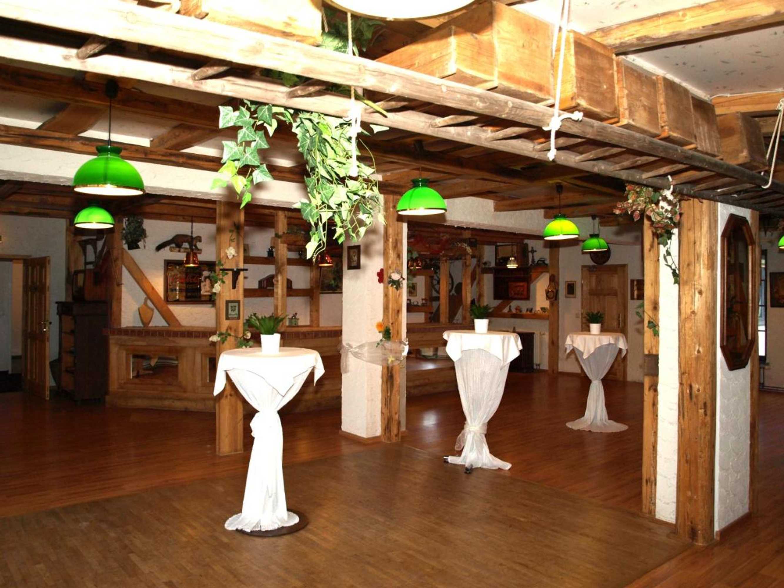 Gift card for West Hotel an Der Sächsischen Weinstrasse