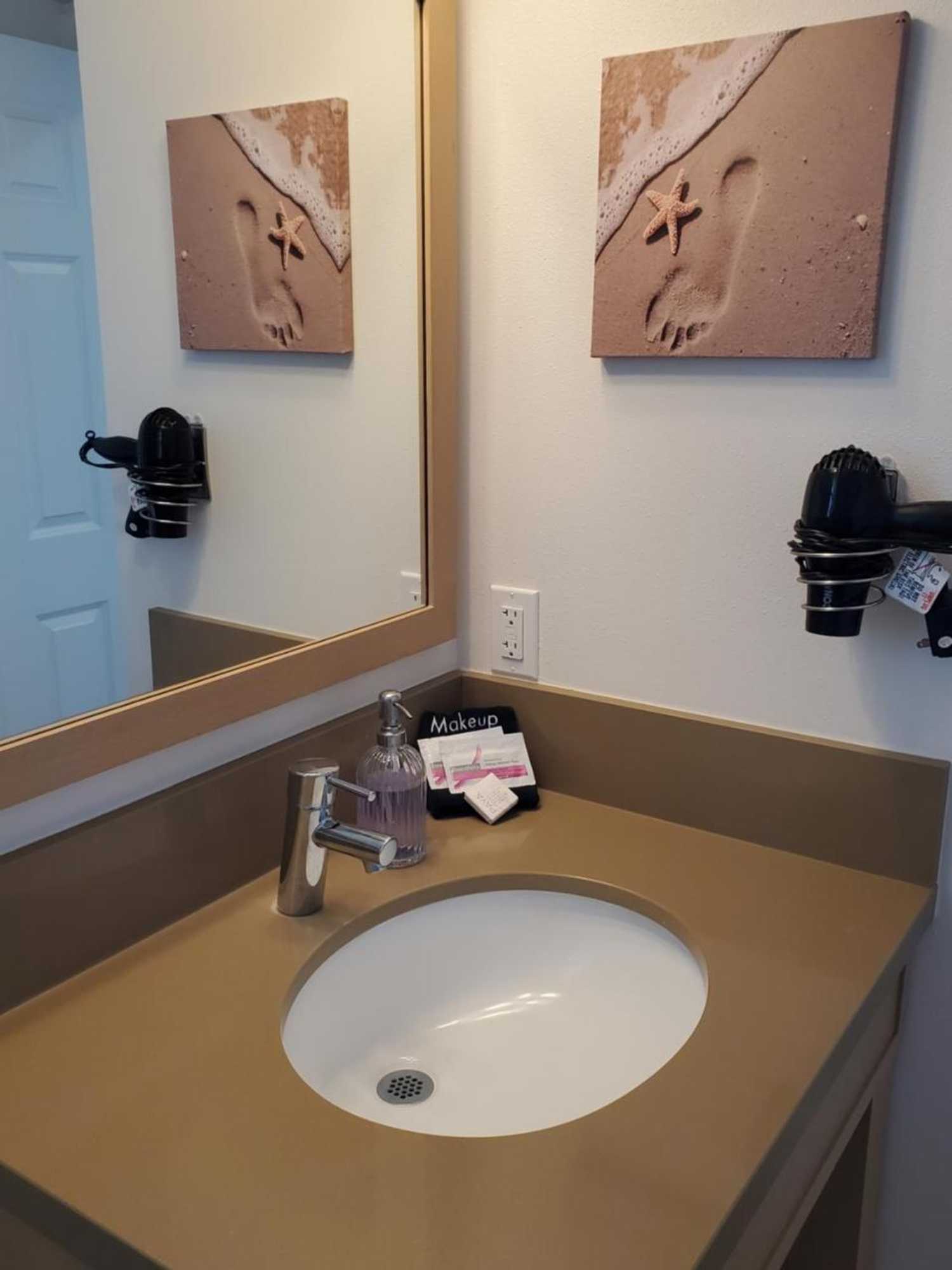 Gift card for Moonstone Beach Motel