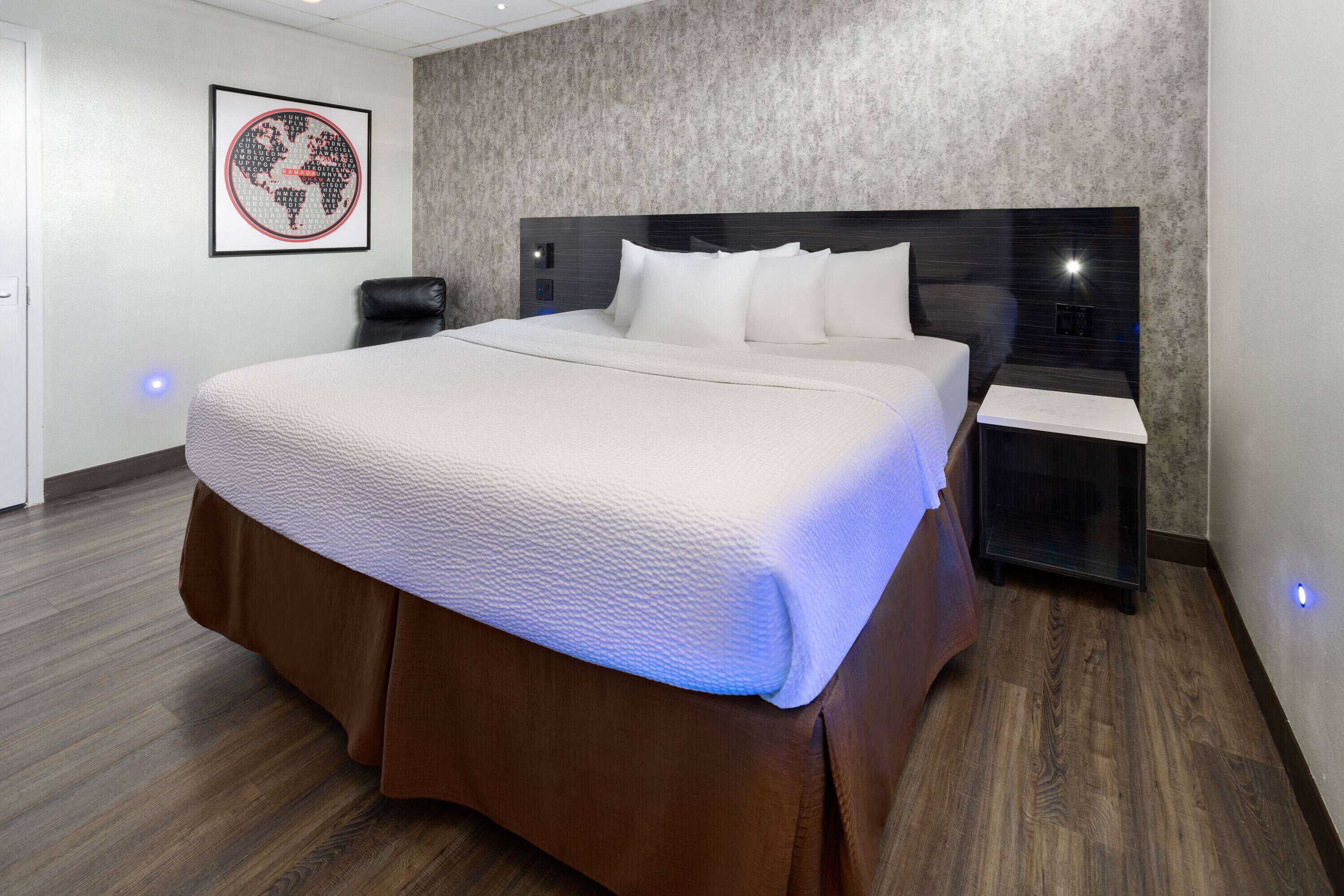Gift card for Ramada by Wyndham Bronx Gift card for Ramada by Wyndham Bronx