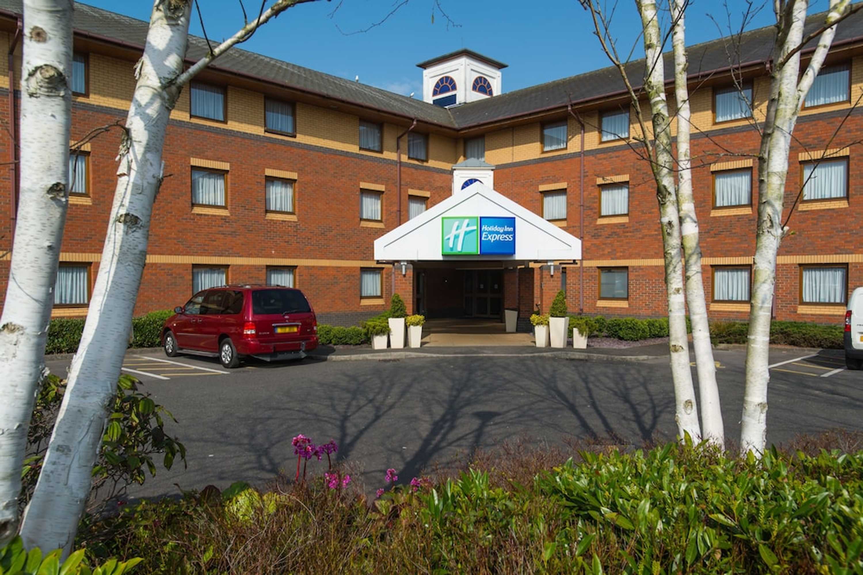 Gift card for Holiday Inn Express Exeter East by Ihg Gift card for Holiday Inn Express Exeter East by Ihg