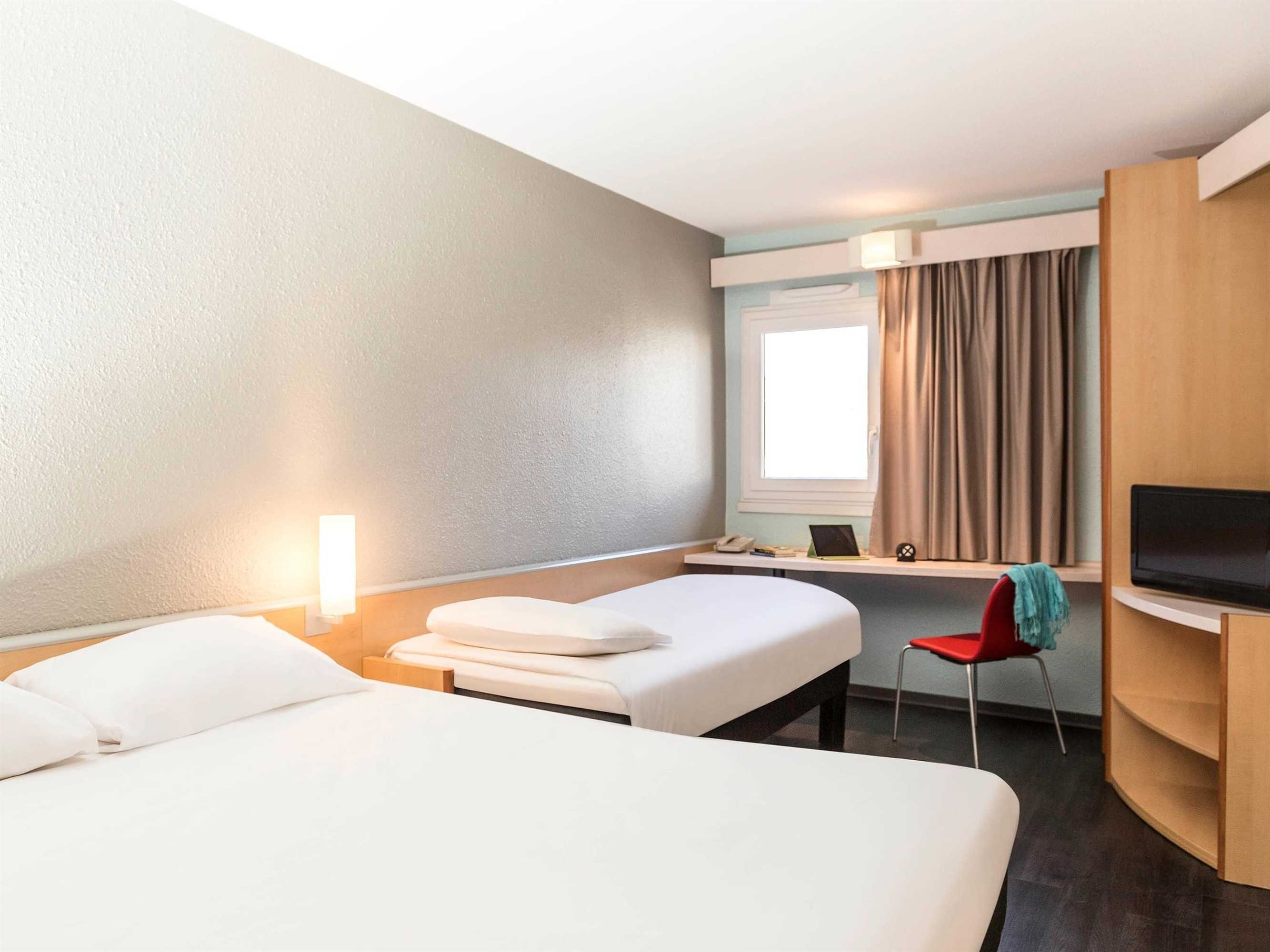 Gift card for Ibis Thonon Centre Hotel Gift card for Ibis Thonon Centre Hotel
