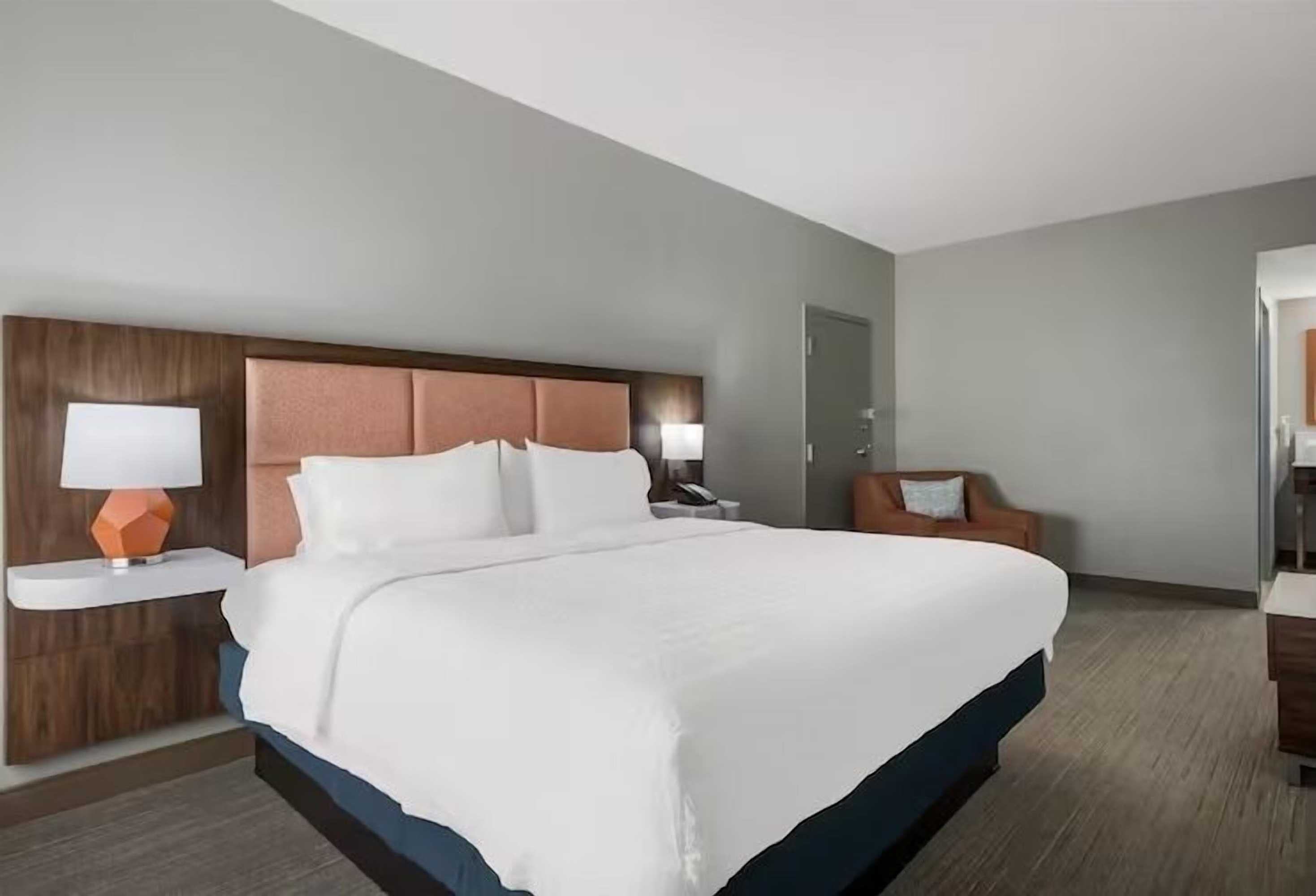 Gift card for Hampton Inn Linden