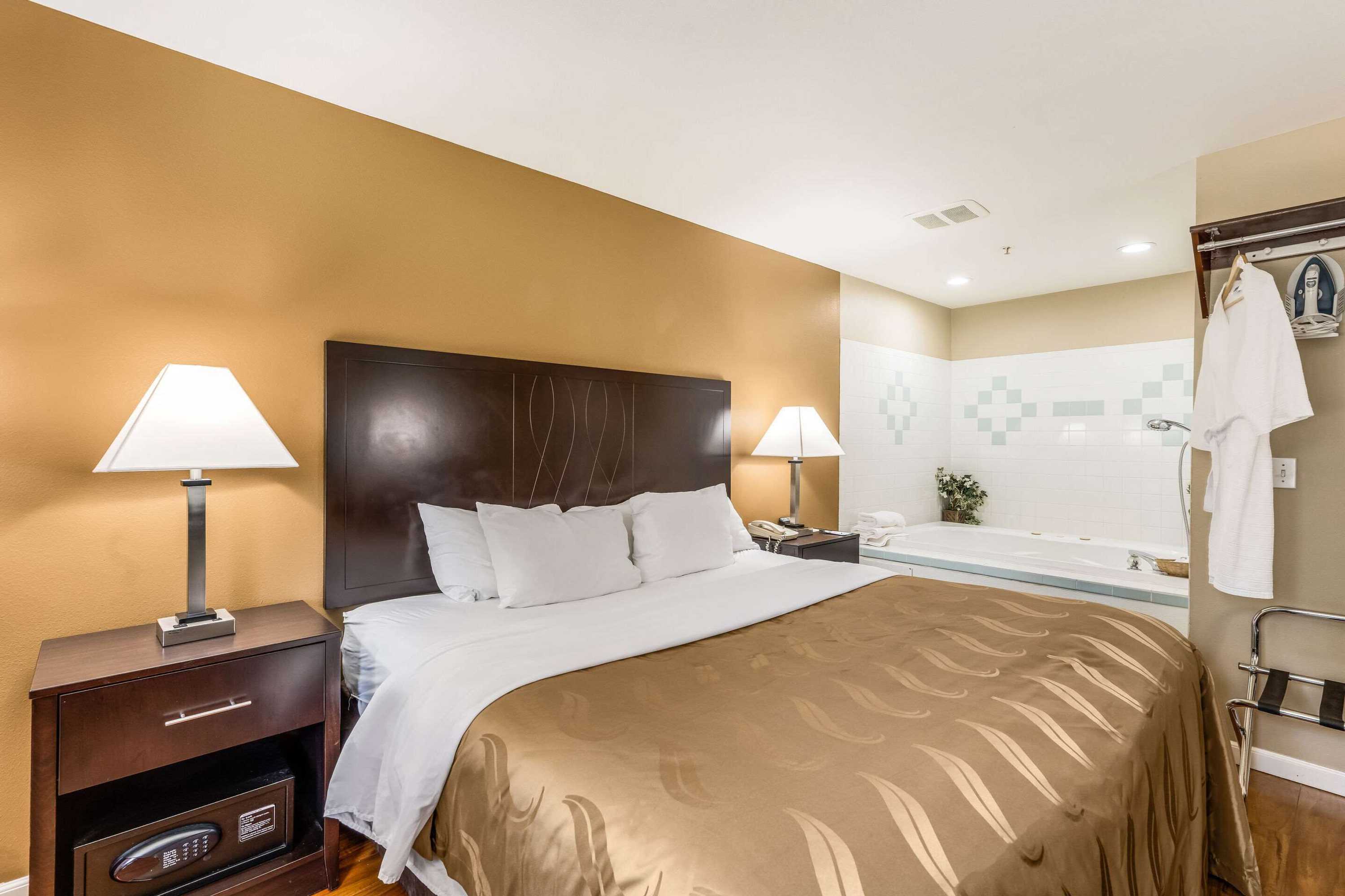 Gift card for Quality Inn Cle Elum/ellensburg Gift card for Quality Inn Cle Elum/ellensburg