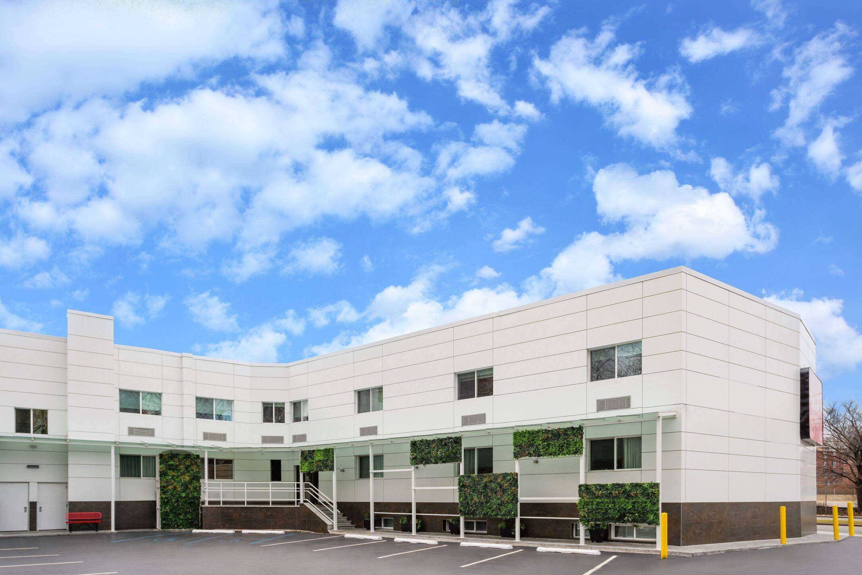 Gift card for Ramada by Wyndham Bronx Gift card for Ramada by Wyndham Bronx