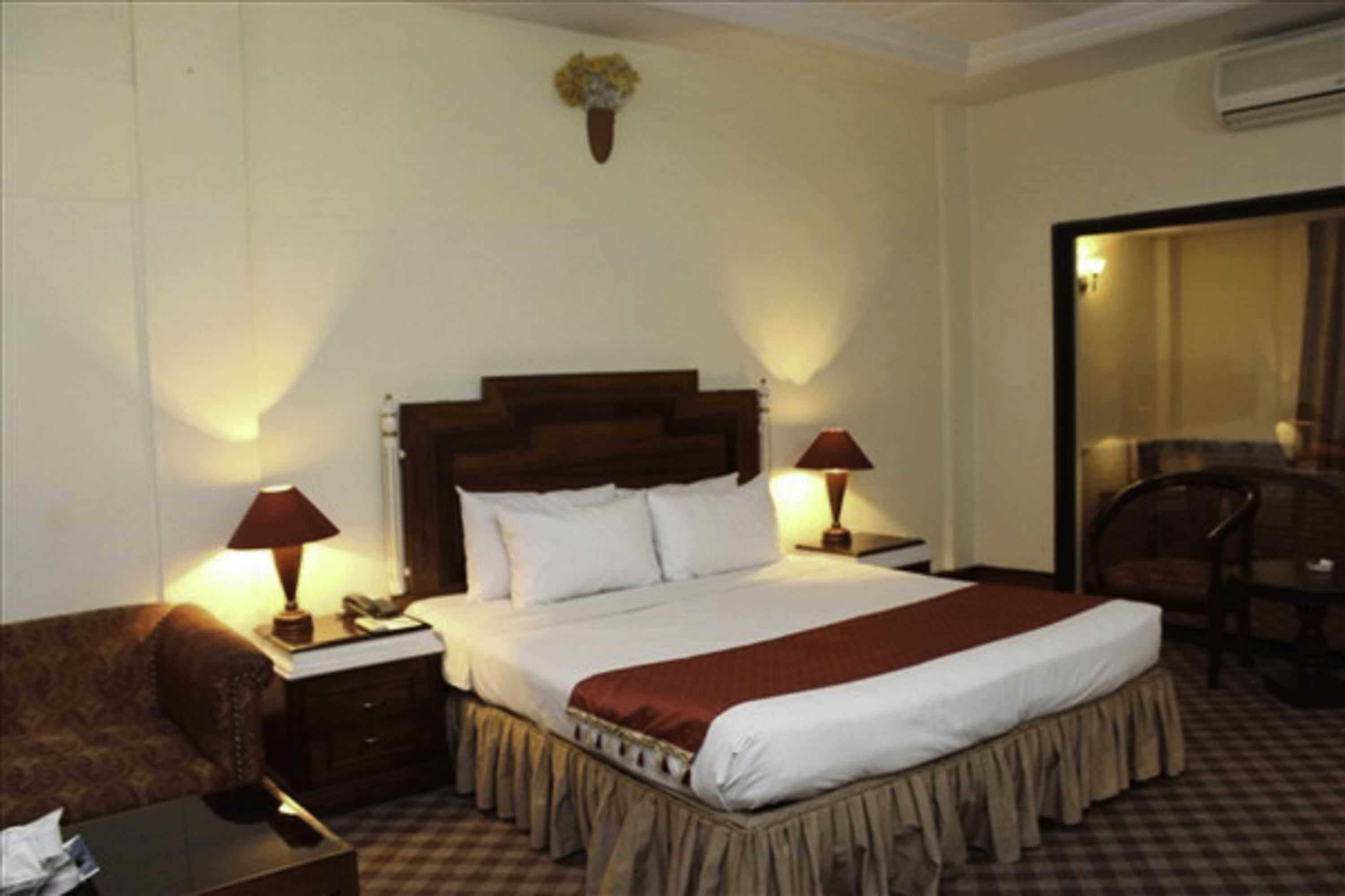 Gift card for Sheza Inn Hotel Multan Gift card for Sheza Inn Hotel Multan