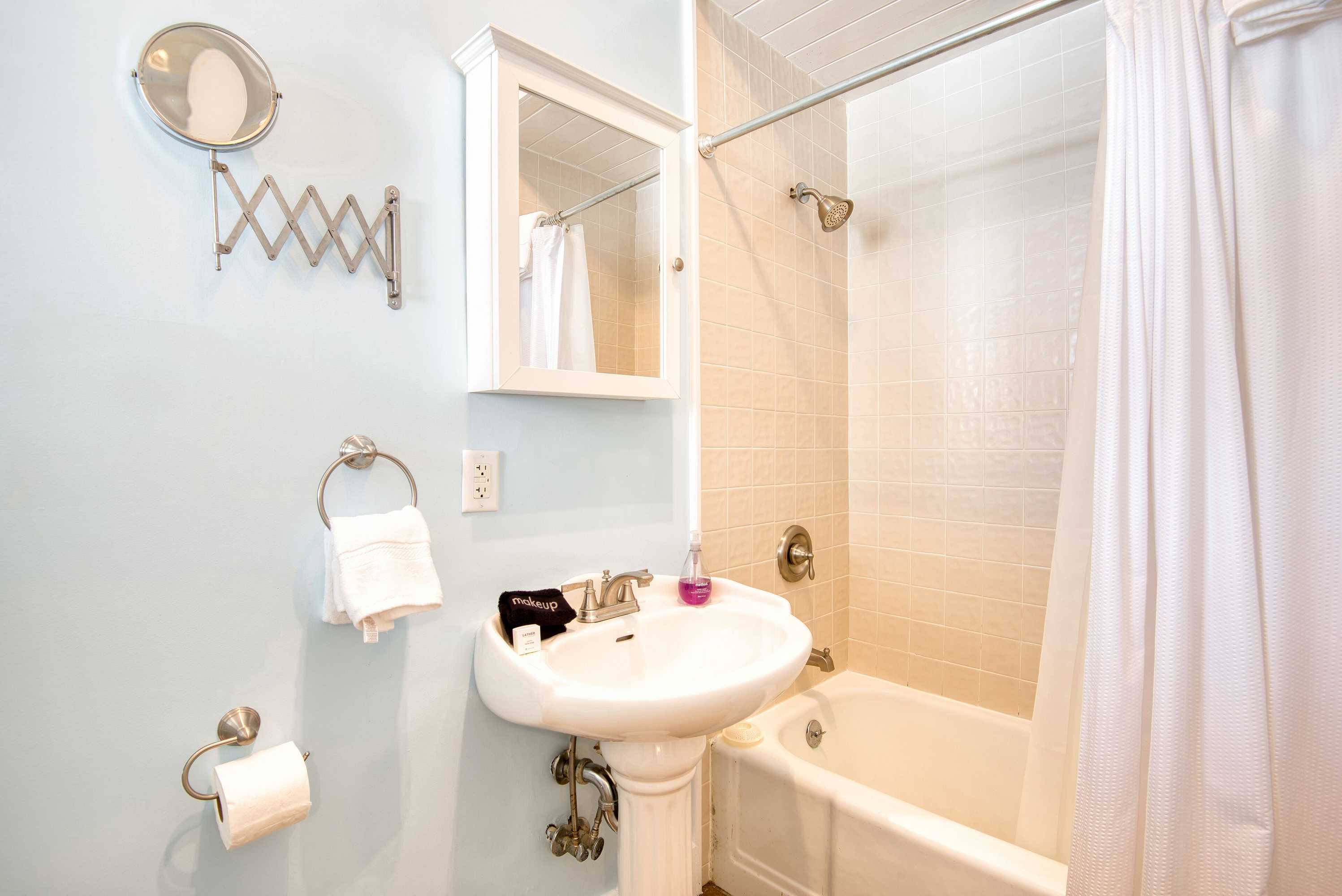 Gift card for Hudson Mariner