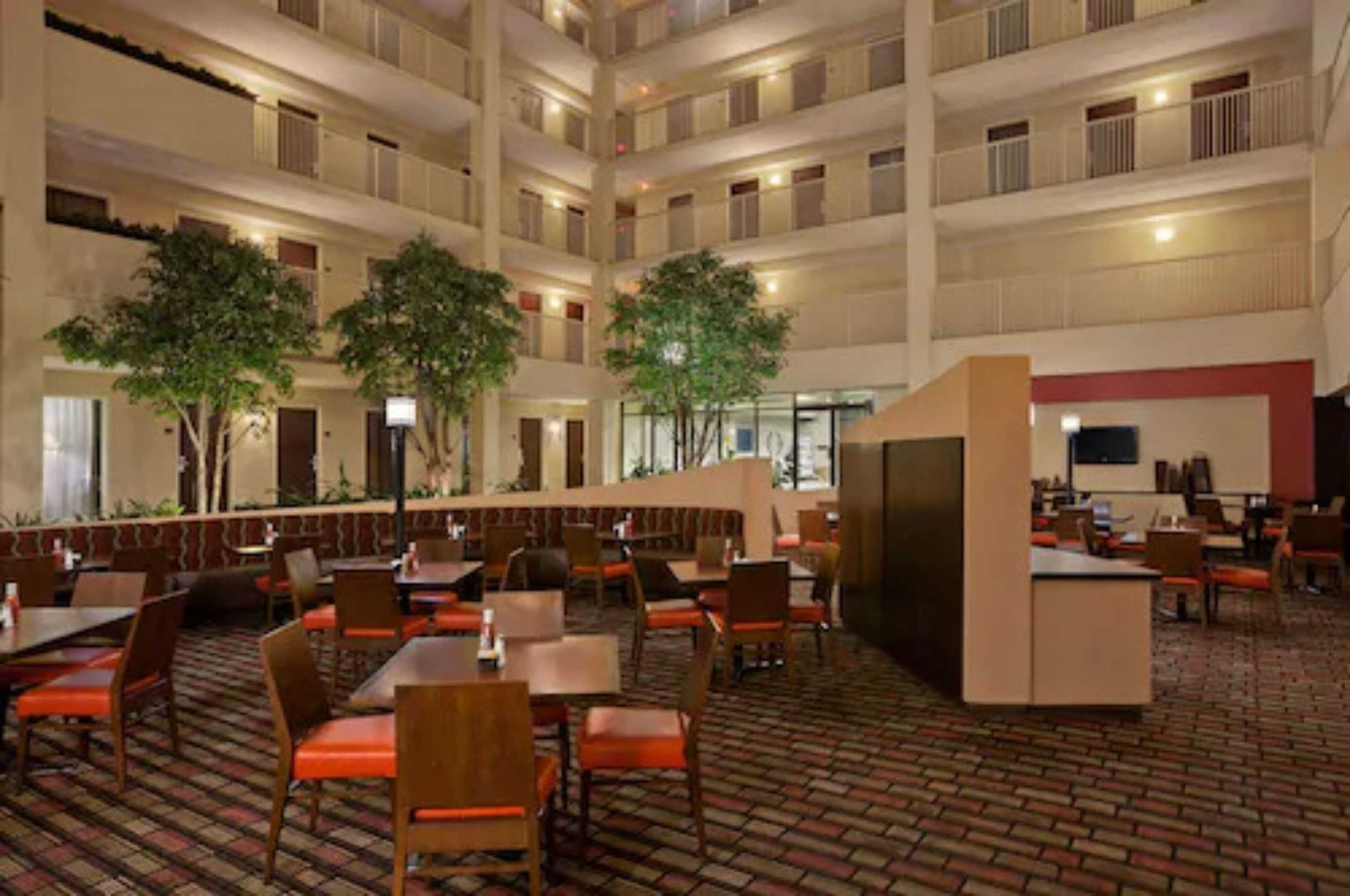 Gift card for Embassy Suites by Hilton Philadelphia Airport Gift card for Embassy Suites by Hilton Philadelphia Airport