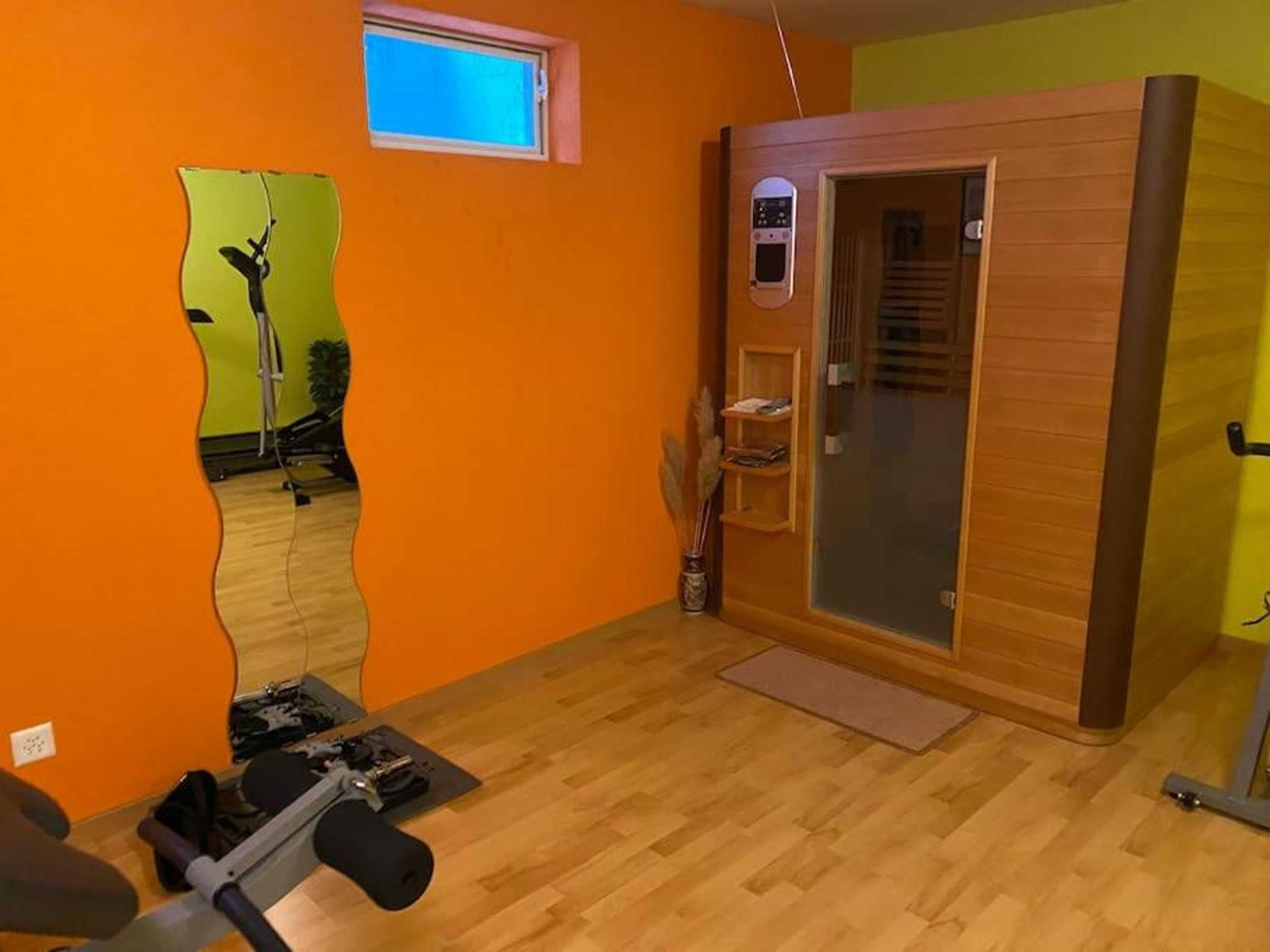 Gift card for Leon's Holiday Homes Villa 1