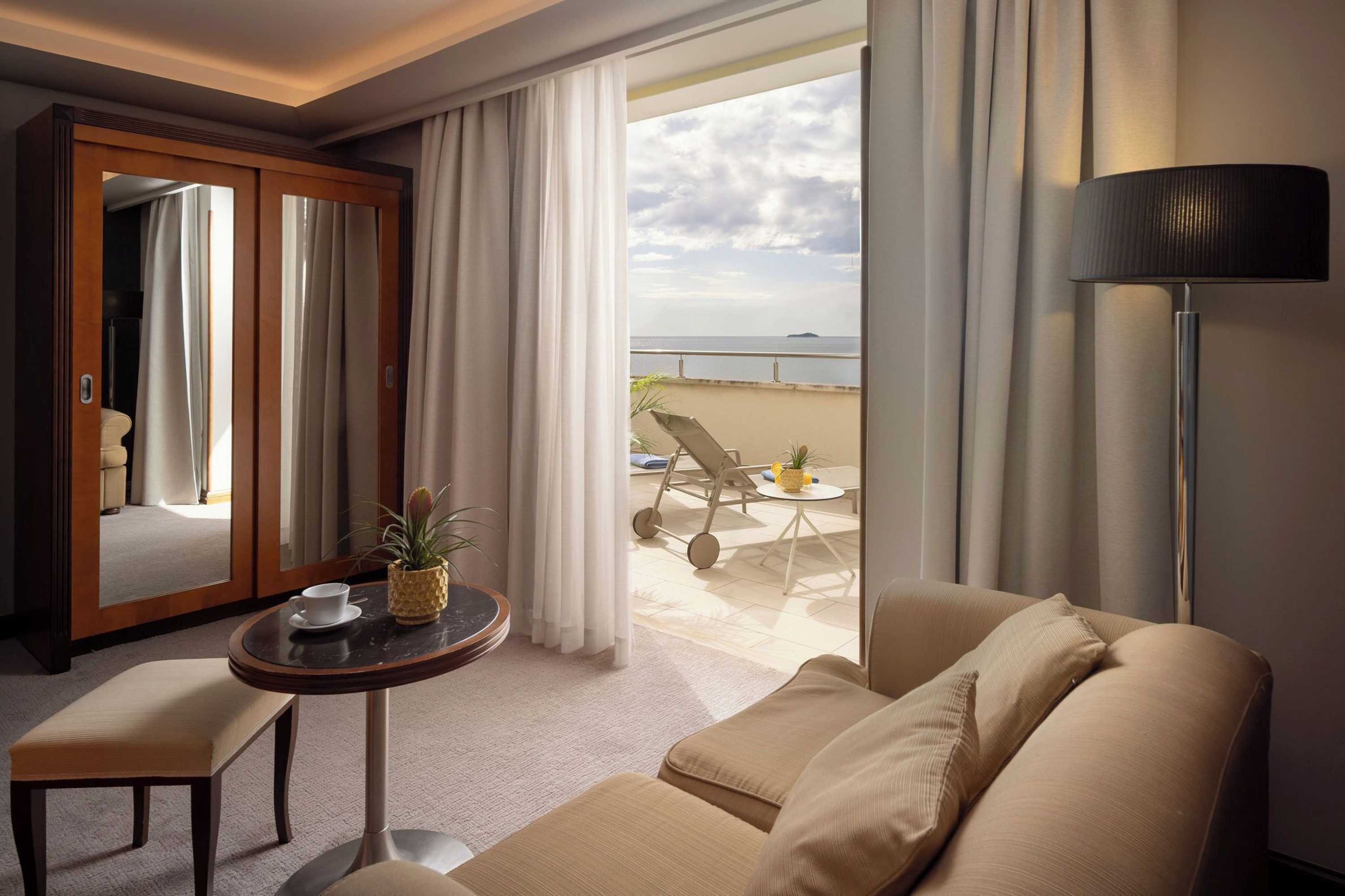 Gift card for Hotel More