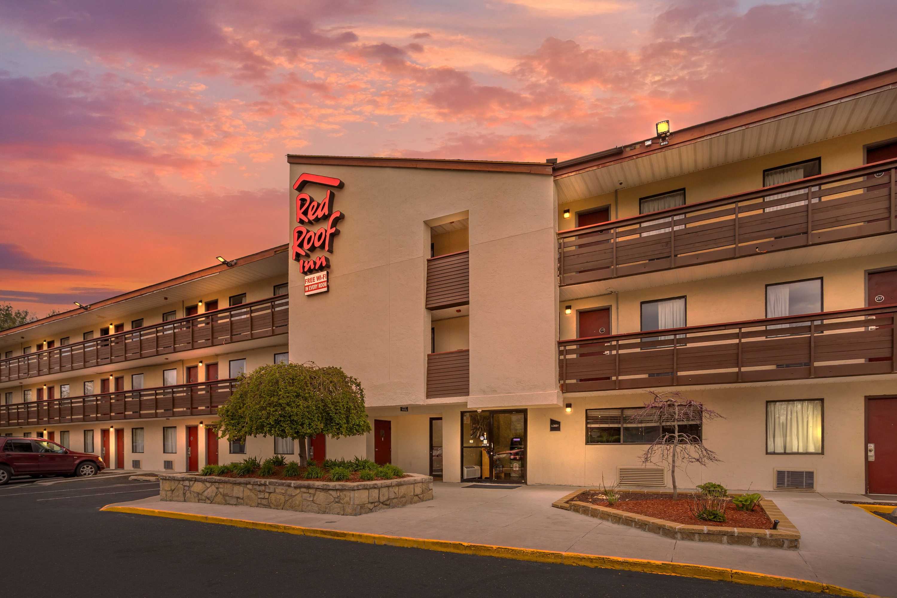 Gift card for Red Roof Inn Tinton Falls - Jersey Shore Gift card for Red Roof Inn Tinton Falls - Jersey Shore