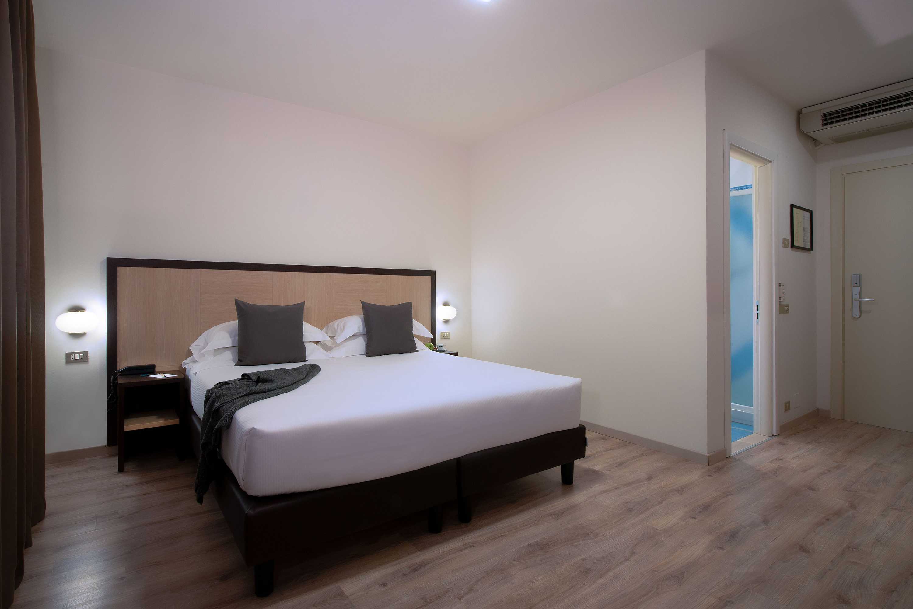Gift card for Cdh Hotel Modena Gift card for Cdh Hotel Modena